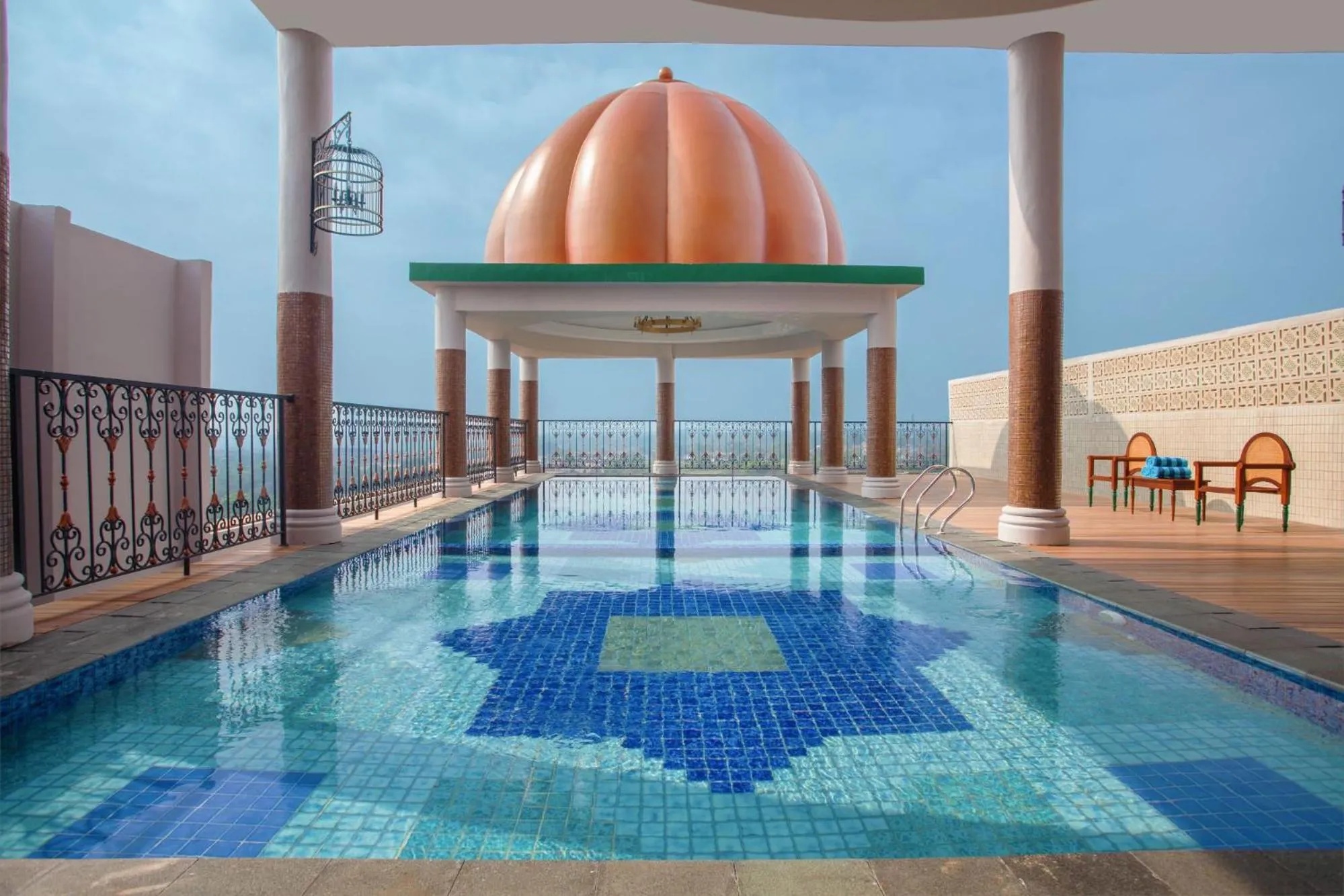  in Alhambra Hotel & Convention, BW Signature Collection