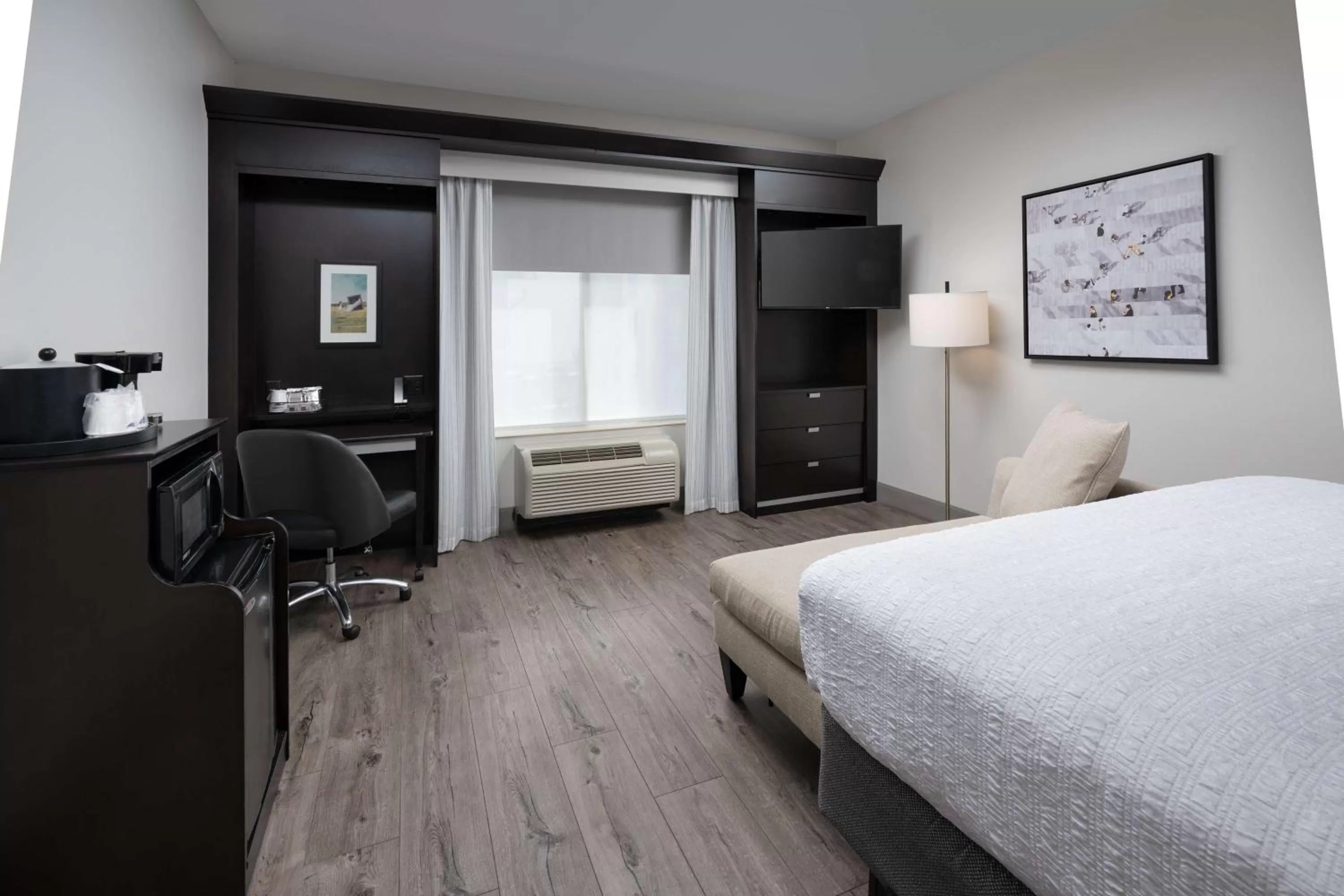 Bedroom, Bed in Hampton Inn & Suites Chattanooga Downtown