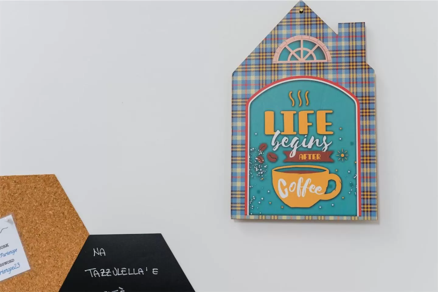 Decorative detail, Property Logo/Sign in Le Porte di Partenope