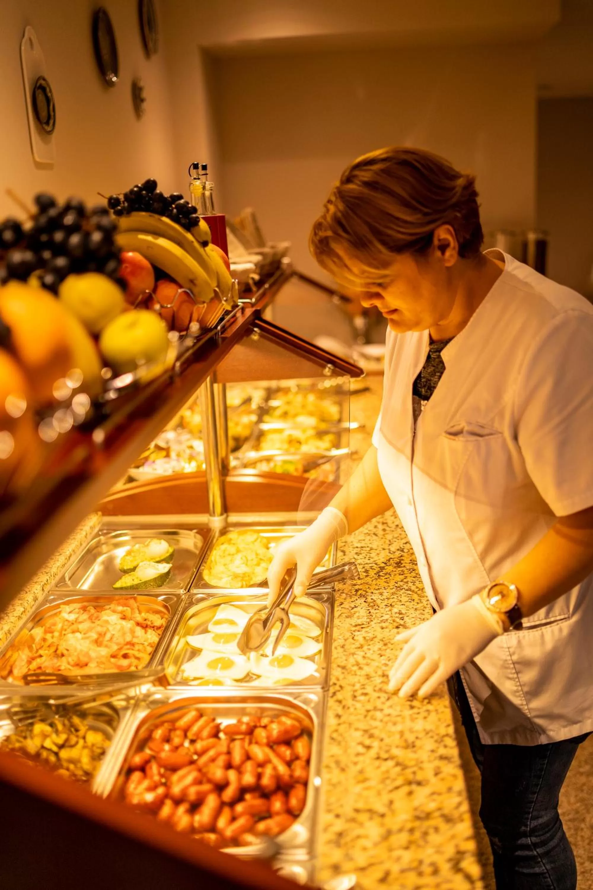 Staff in New Era Hotel Old Town Party Zone Bucharest- parking with fee nearby - NOT at the hotel !