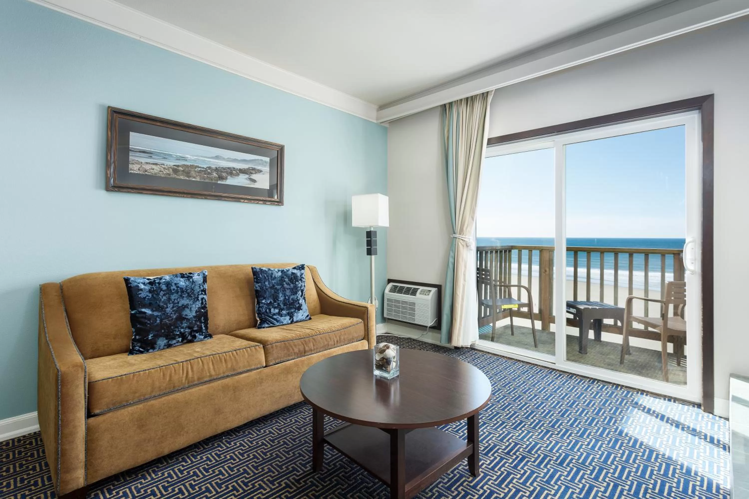 Seating area in Inn at Nye Beach