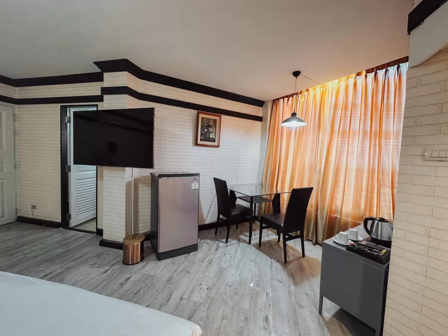 TV and multimedia, Bed in Hotel De Khuvieng