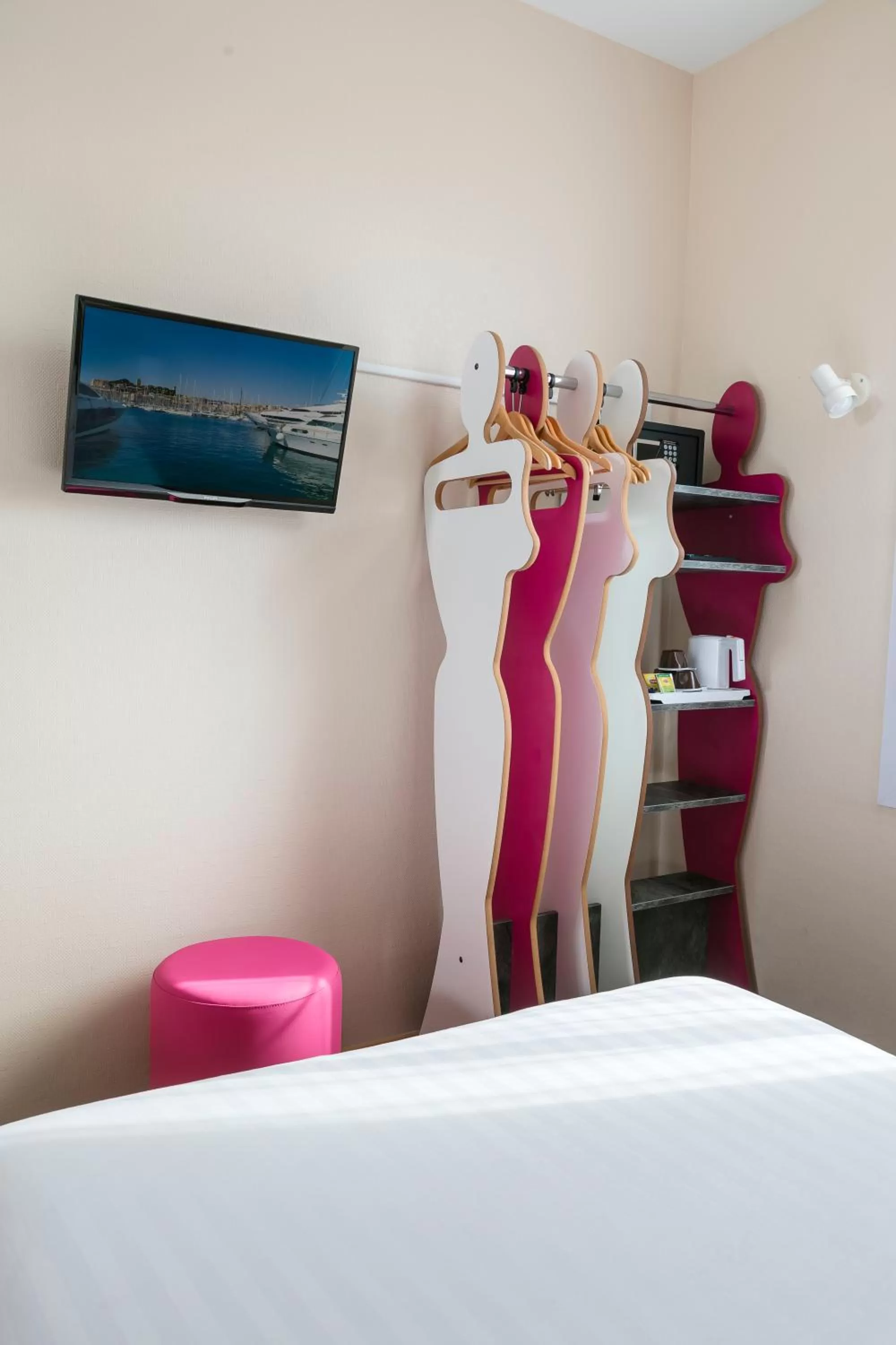 Bedroom in L'Esterel