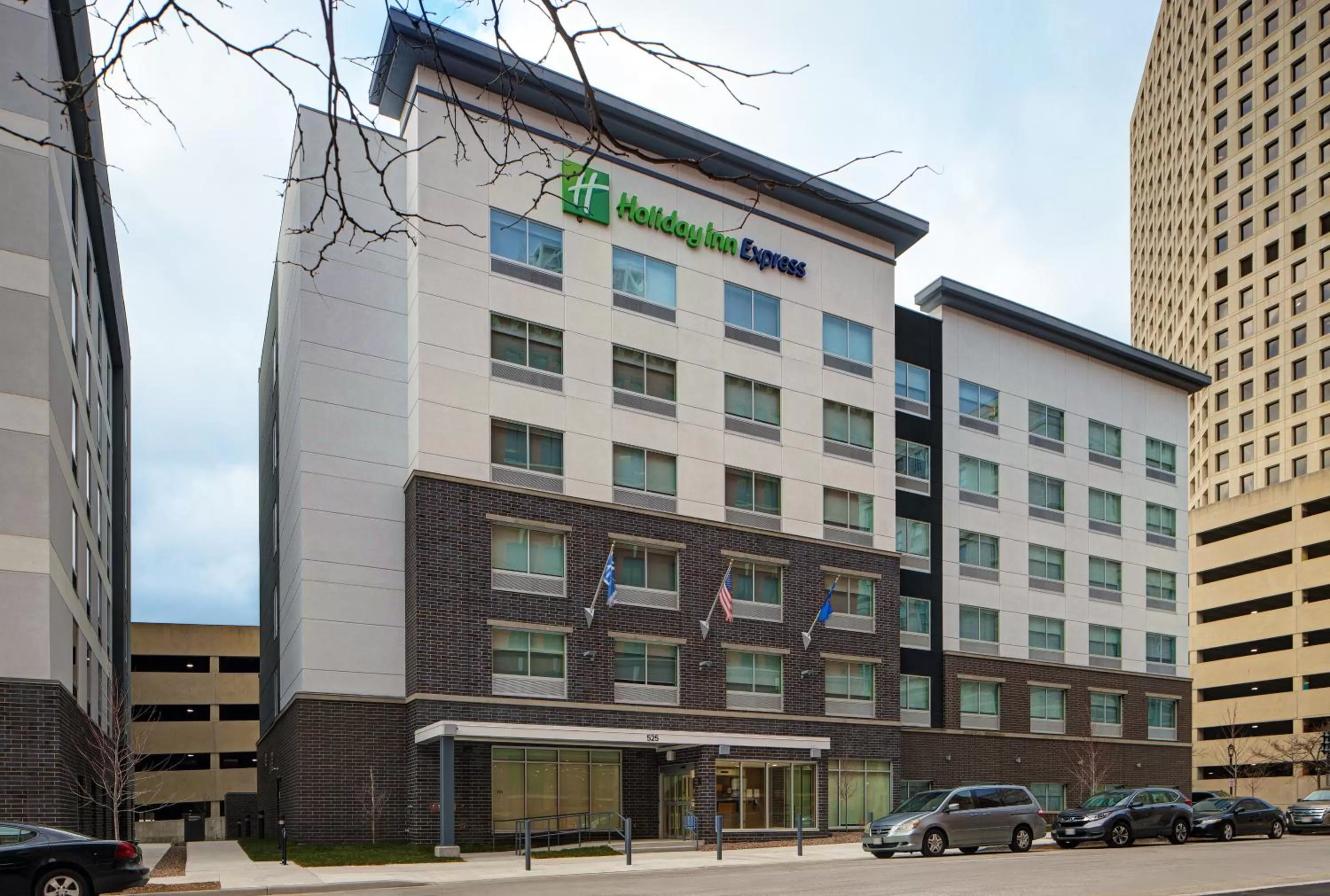 Property building in Holiday Inn Express - Milwaukee Downtown by IHG