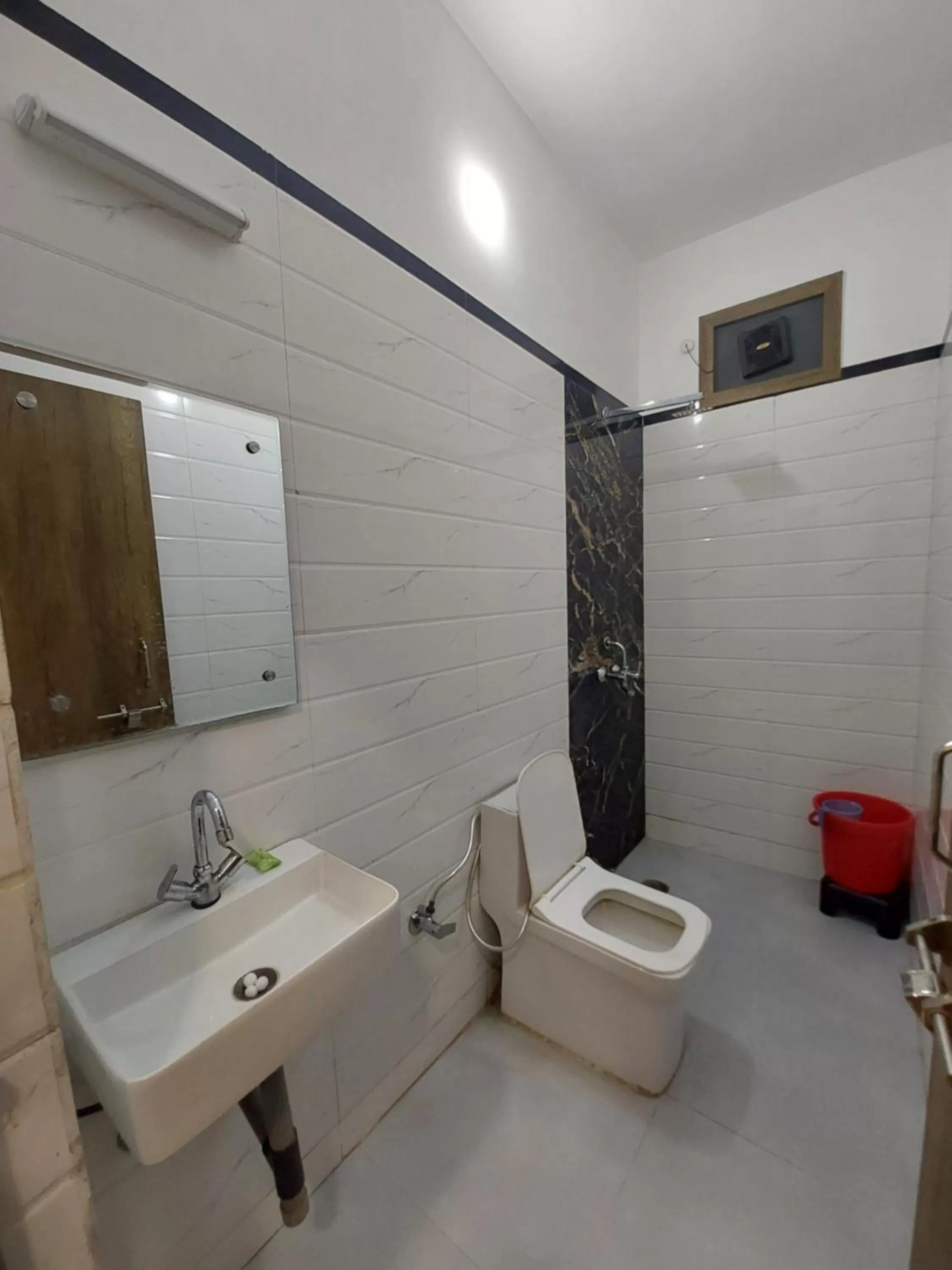 Shower in Taj Nice Point Manage by Taj Sunrise Group