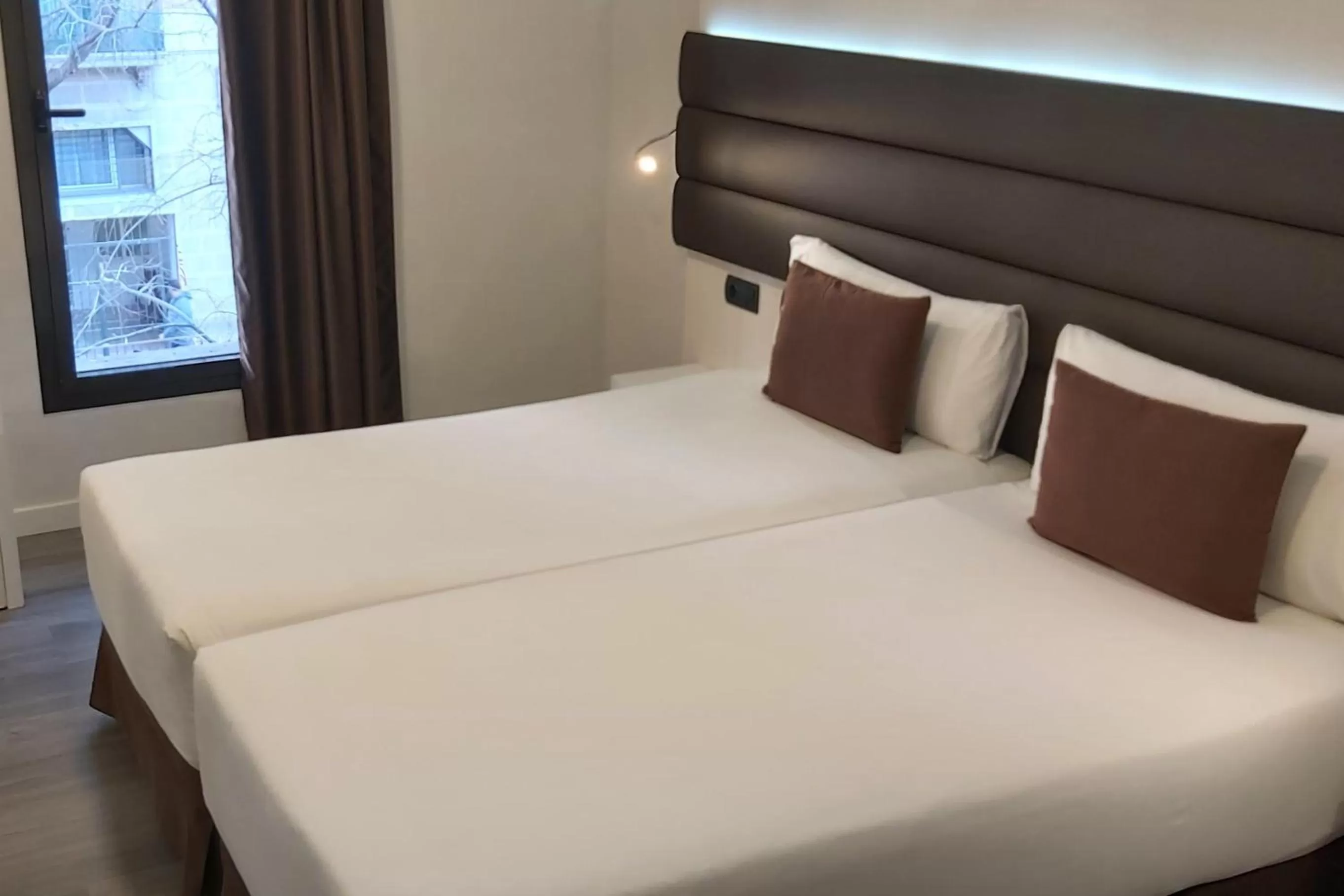 Photo of the whole room, Bed in BCN Urbaness Hotels Del Comte