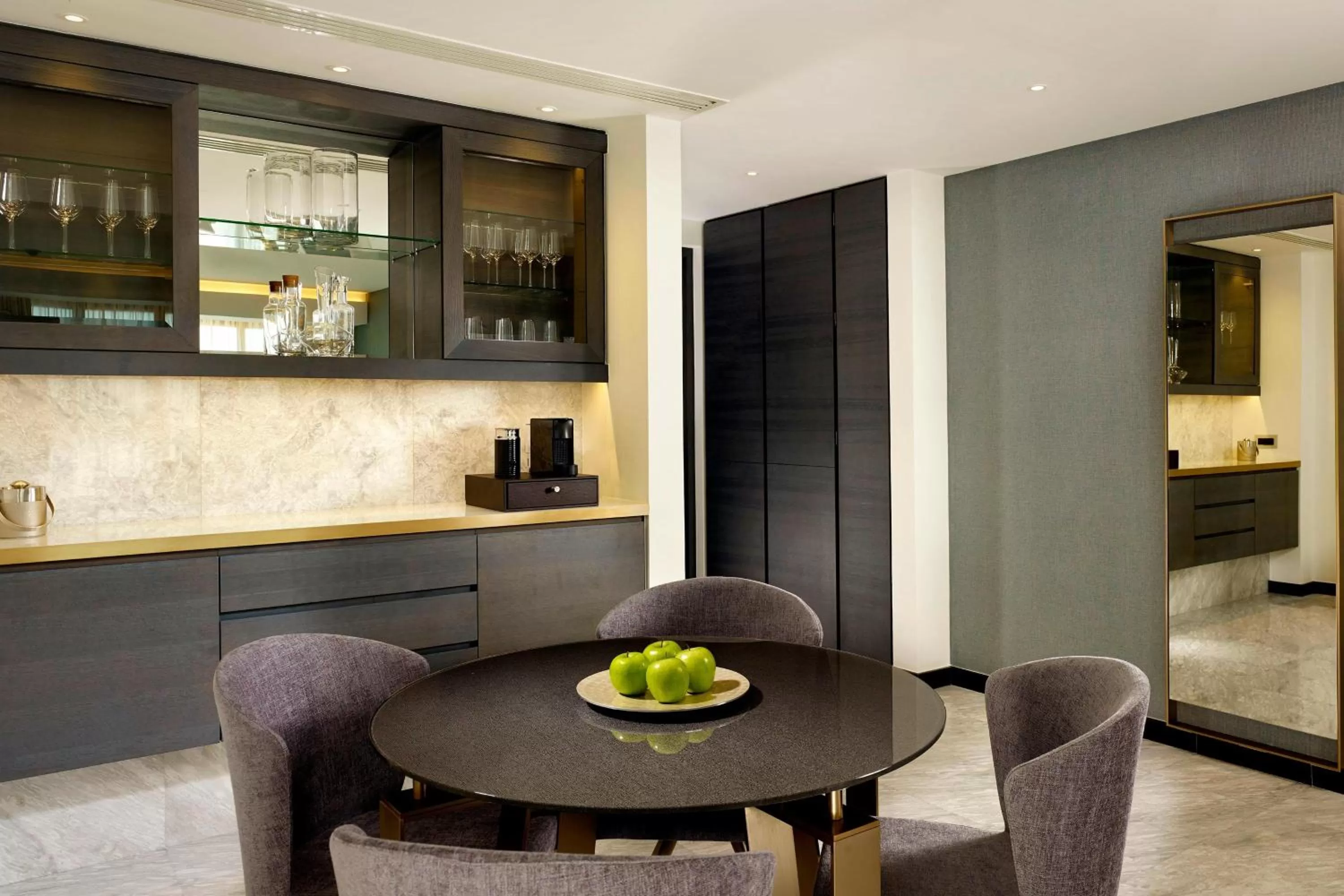 Living room in Parklane, a Luxury Collection Resort & Spa, Limassol