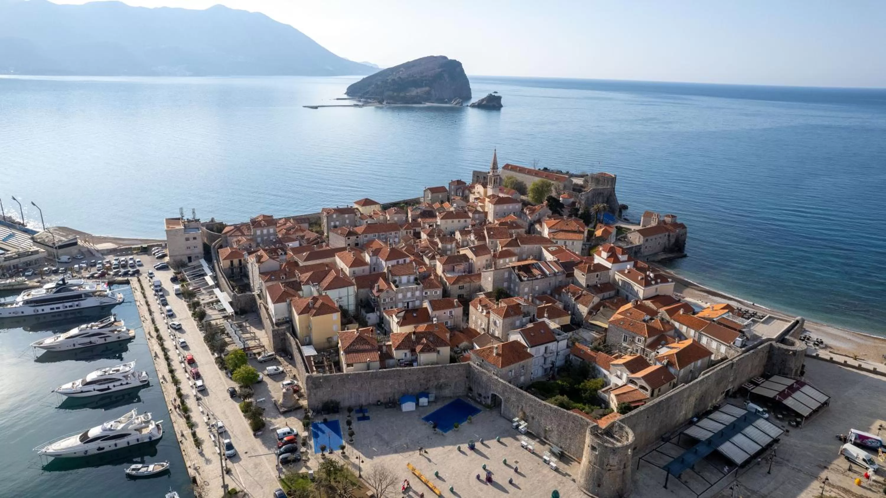 Nearby landmark in Hotel Atina