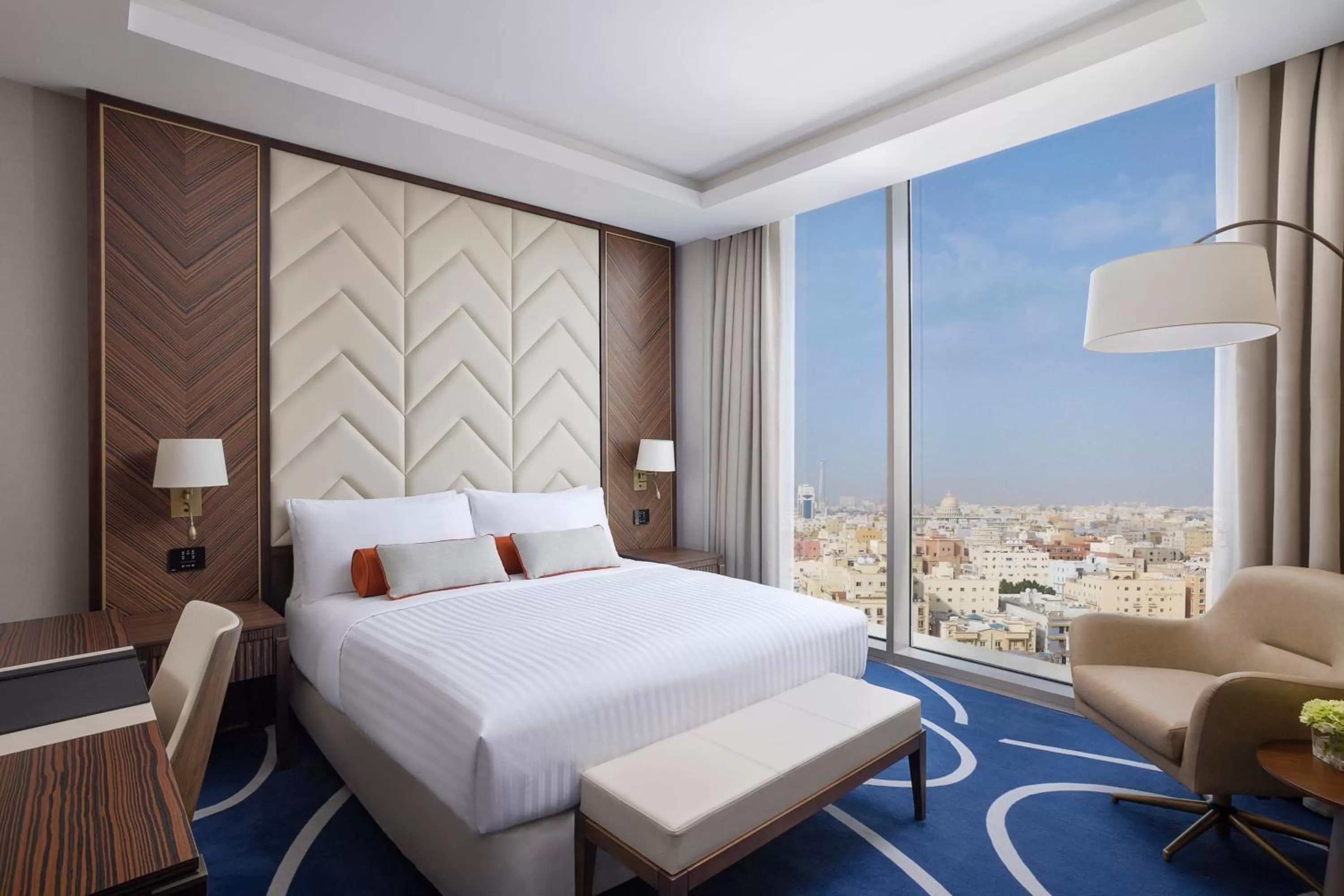 Bedroom, Bed in Jeddah Marriott Hotel Madinah Road