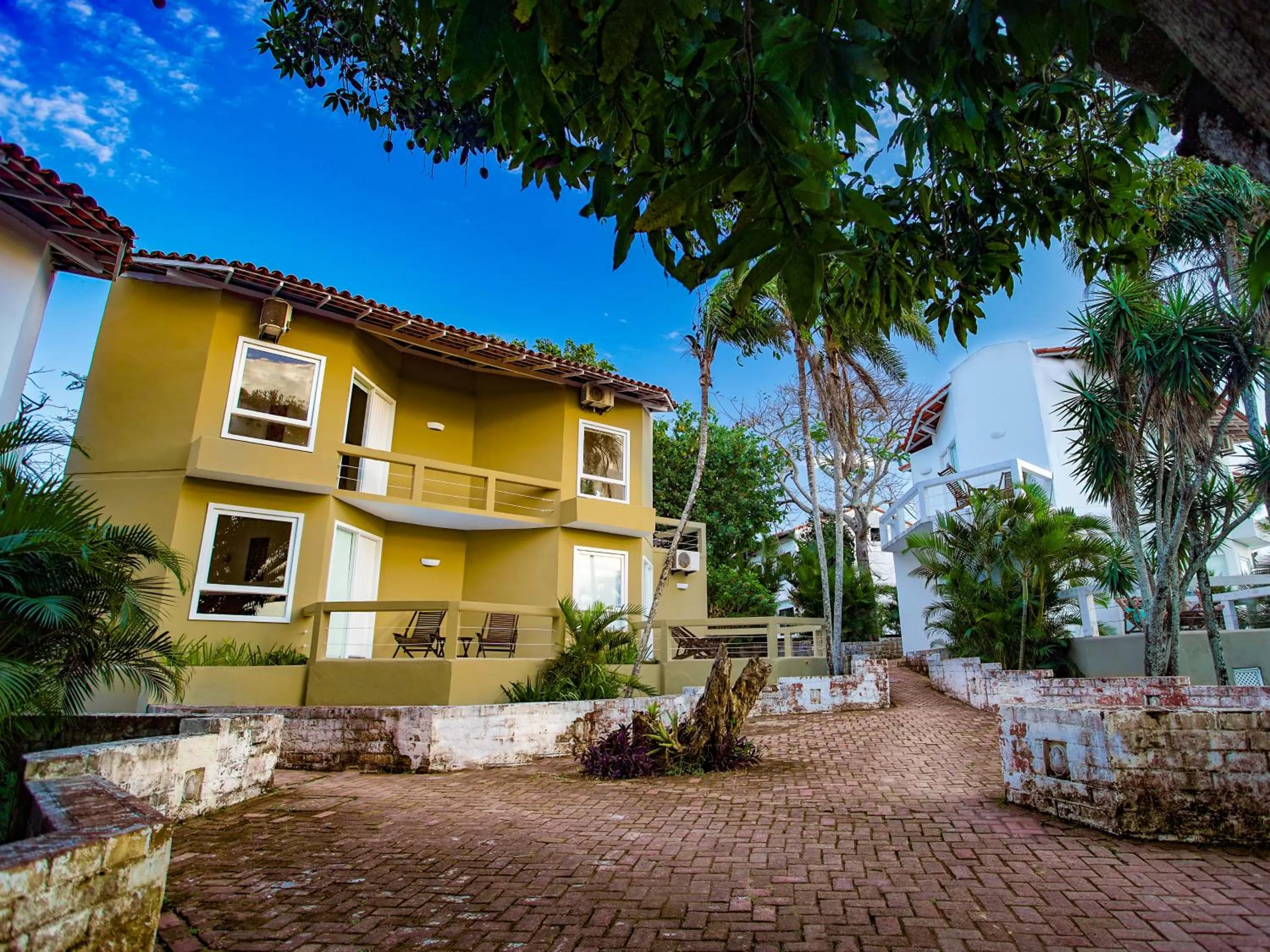 Property building in Apa Pau Brasil