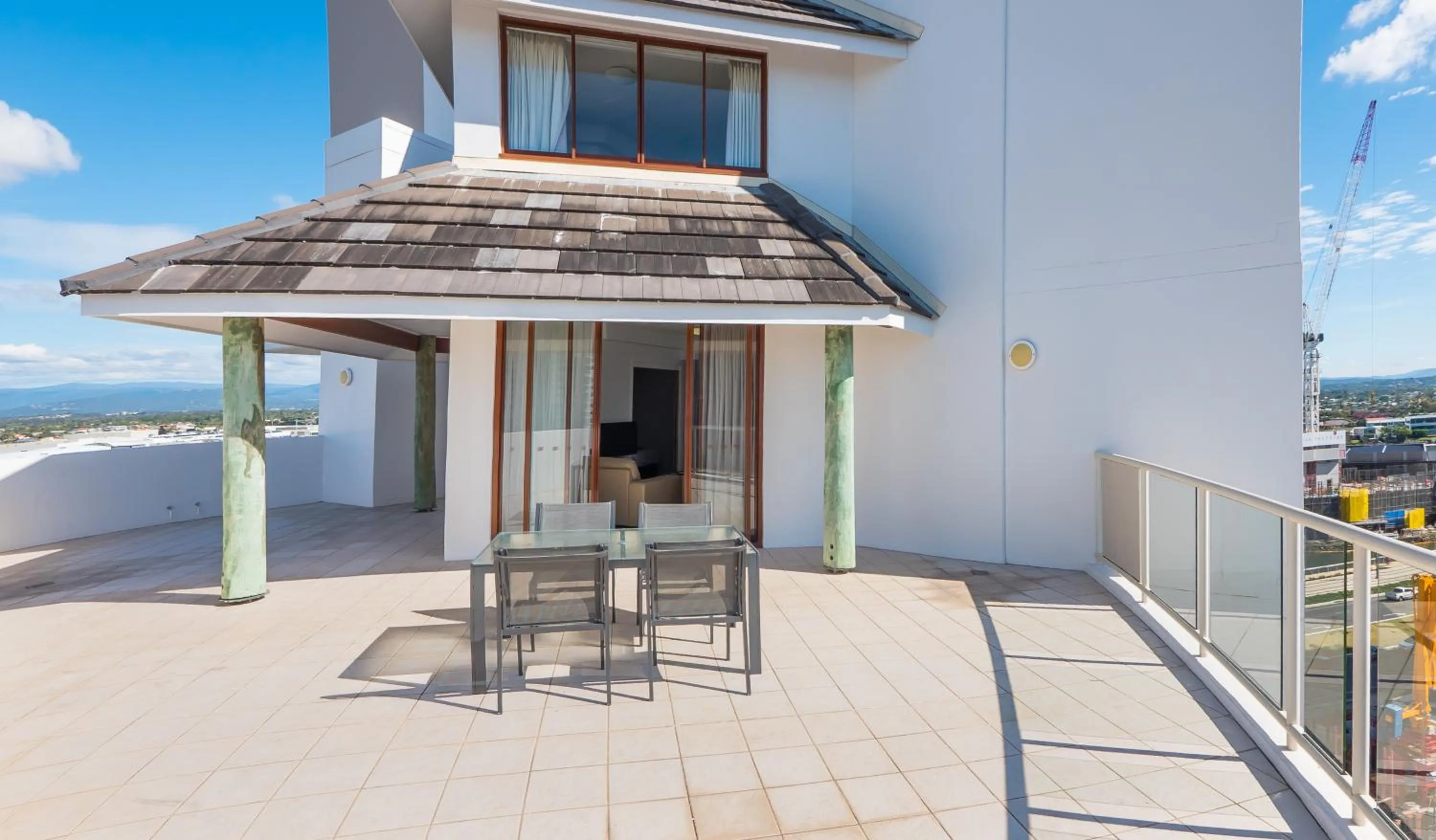 Broadbeach Savannah Resort