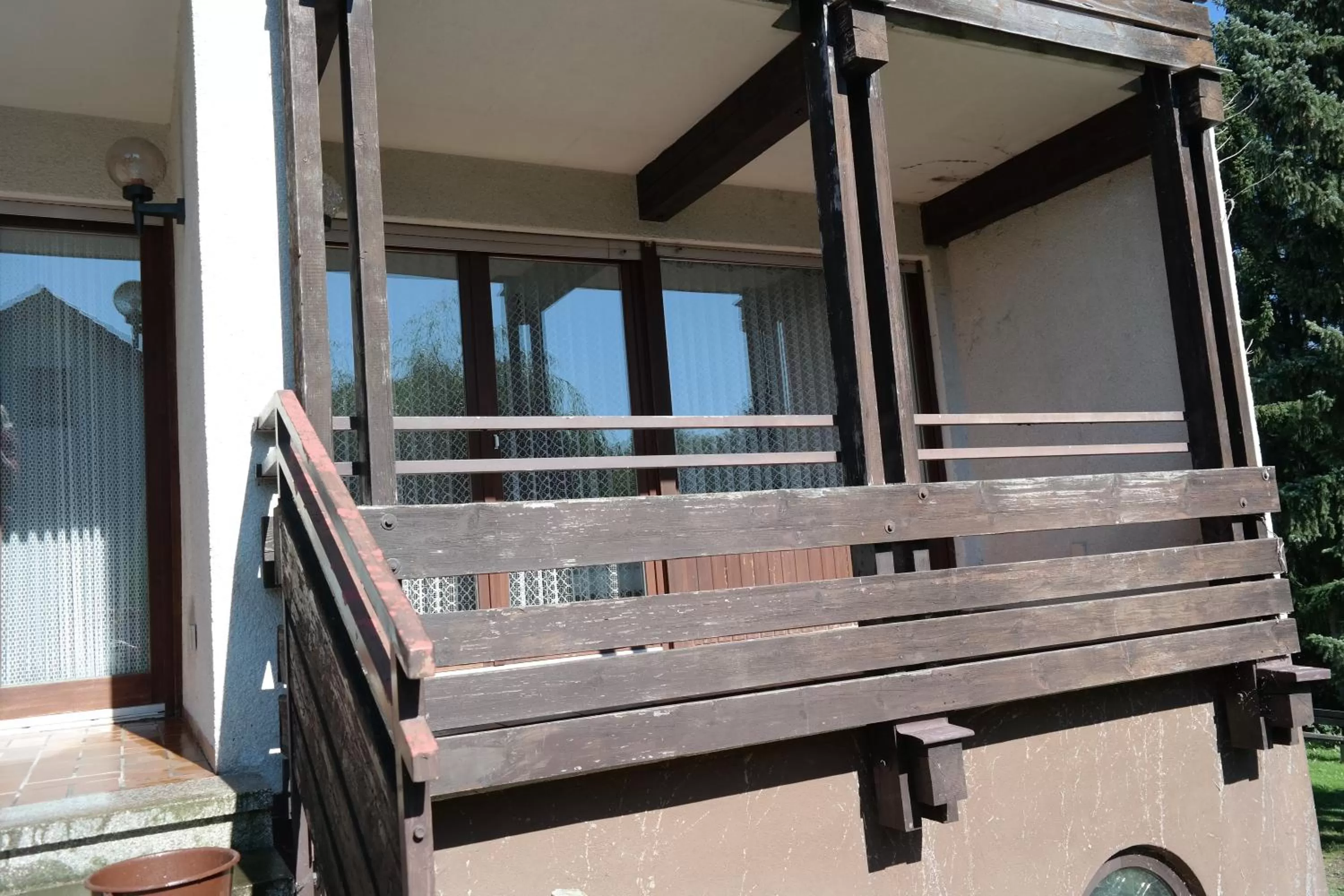 Property building in Herzog's Ulsterbrücke Garni Hotel