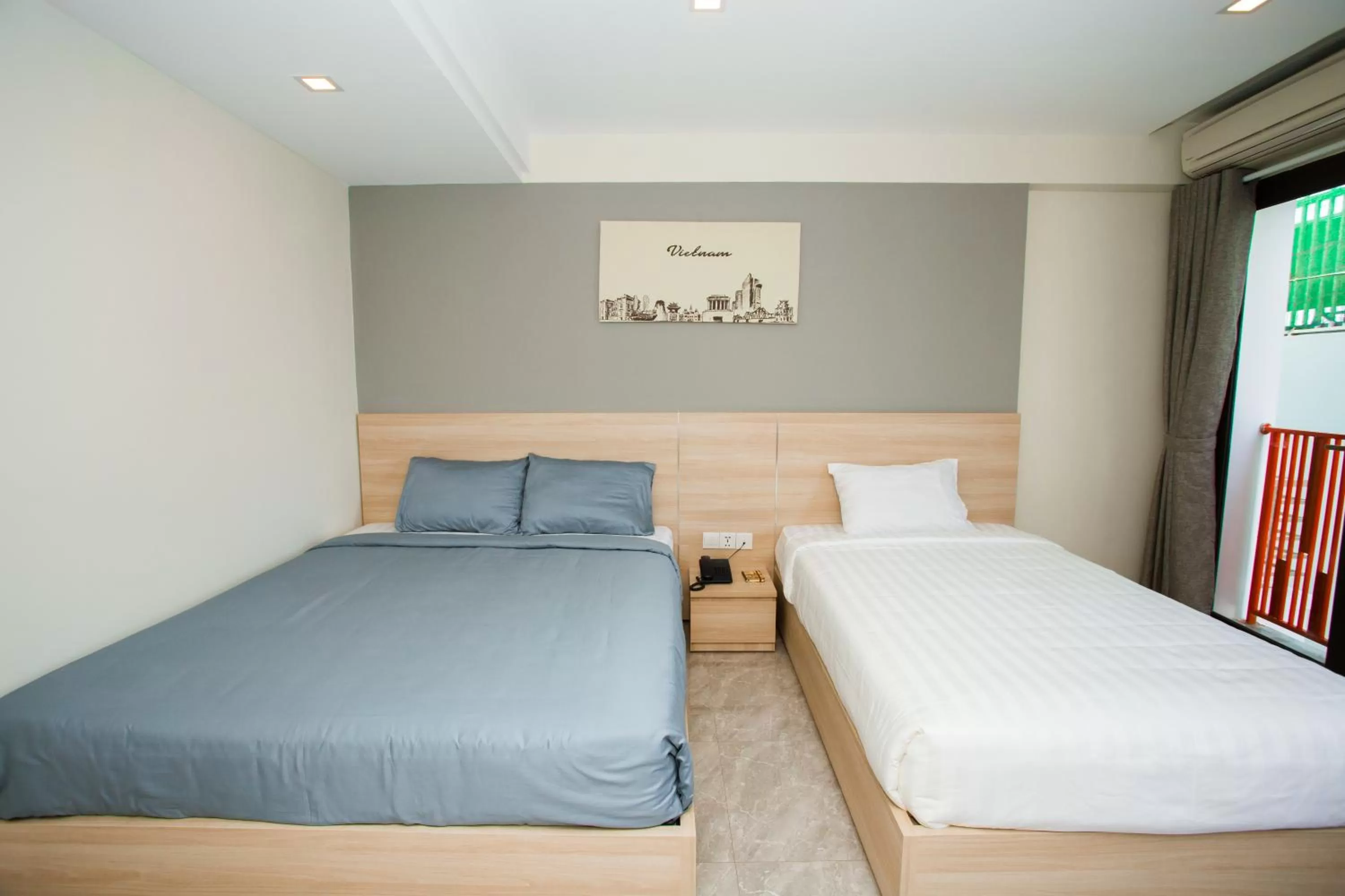 Moonlight Bay Hotel & Apartment