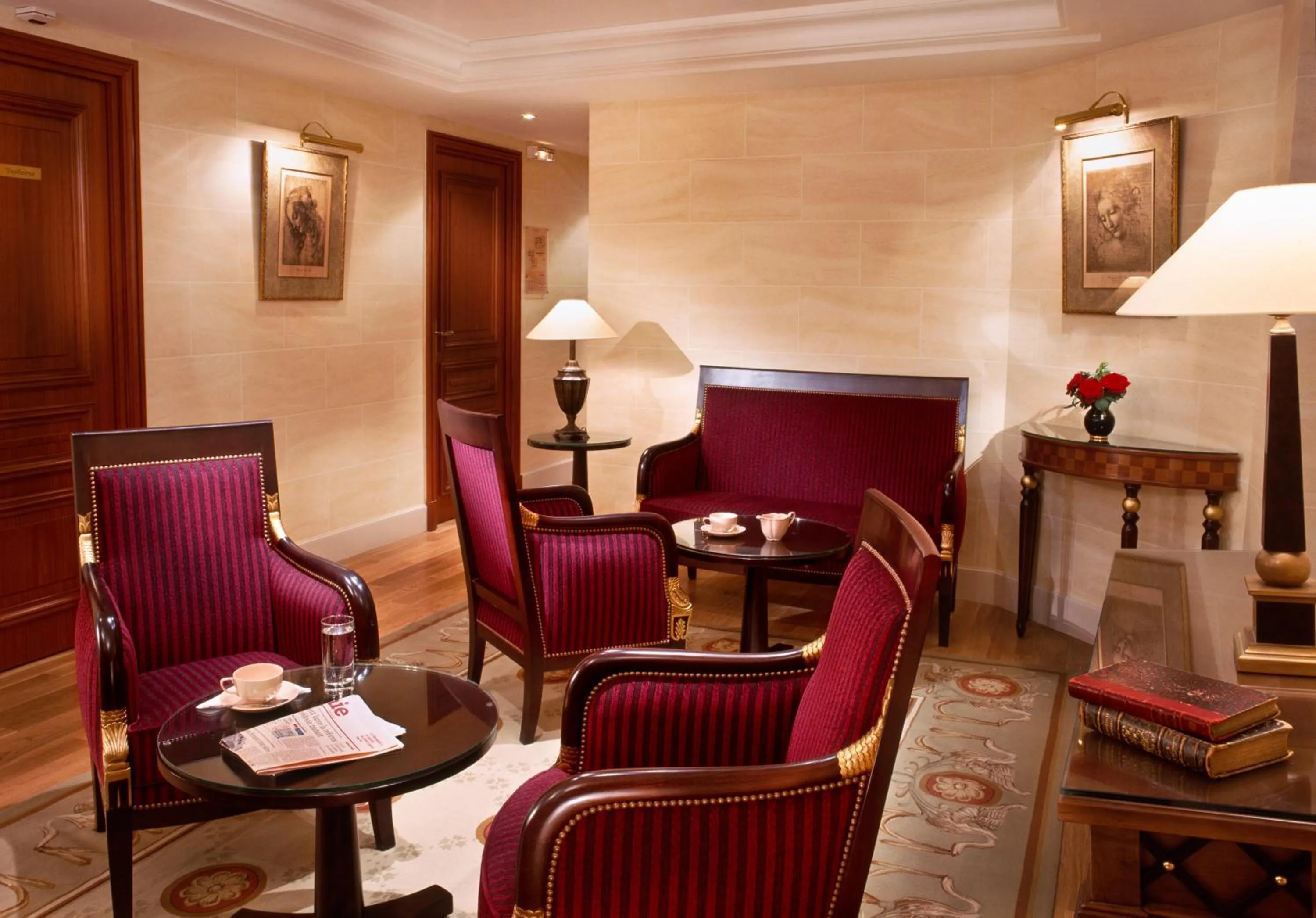 Business facilities in Best Western Premier Trocadero La Tour