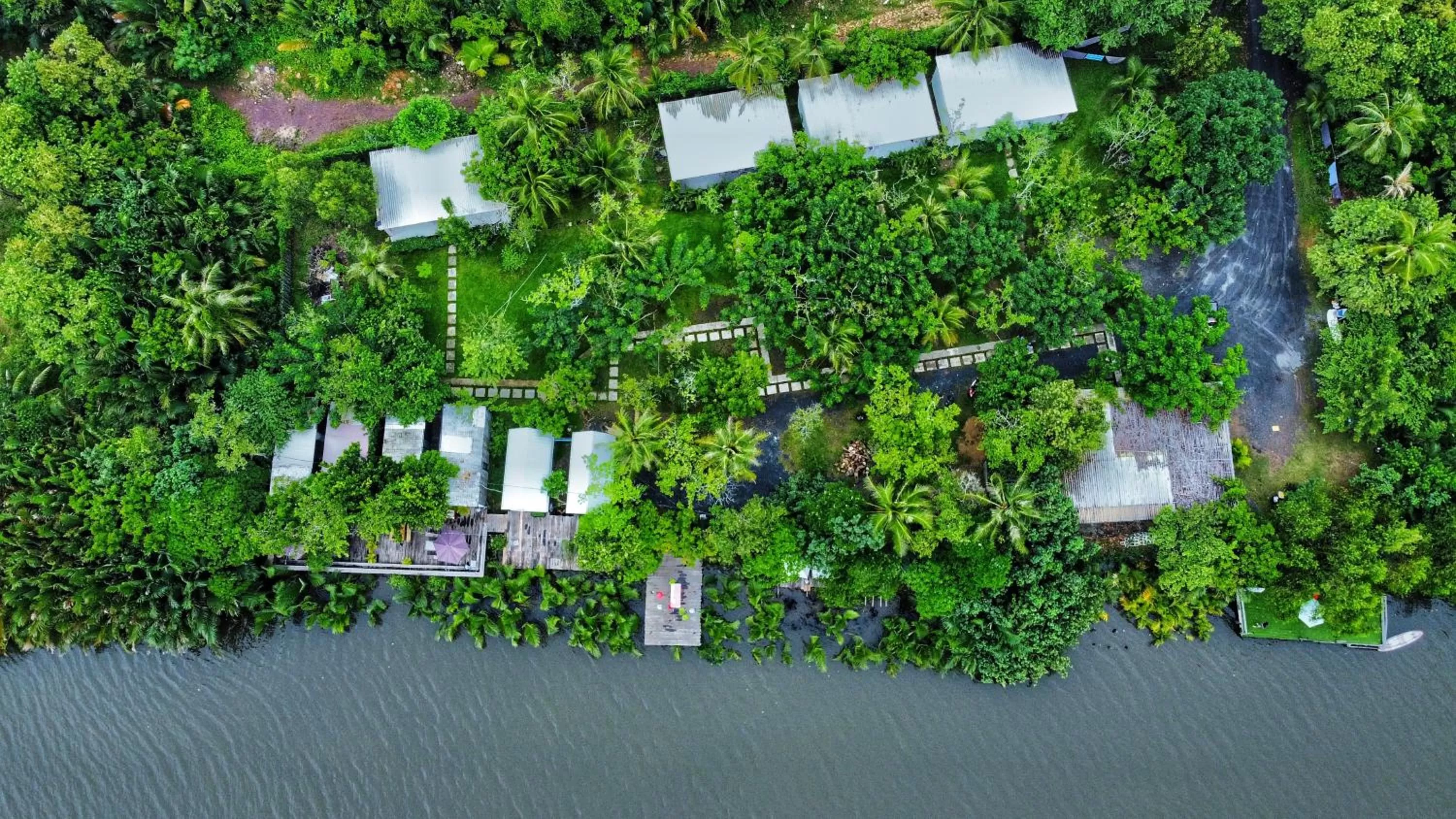 Bird's eye view, Bird's-eye View in Kampot Riverfront Boutique