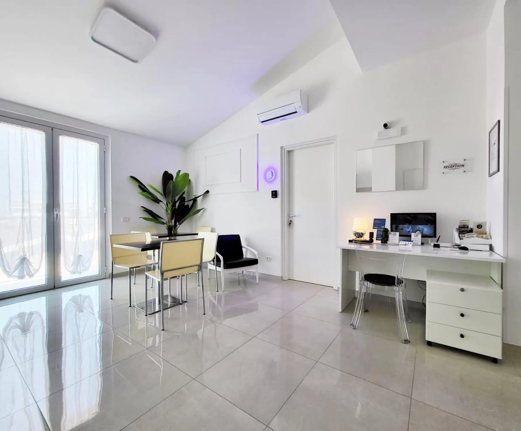 Dining area in D ANNUNZIO house