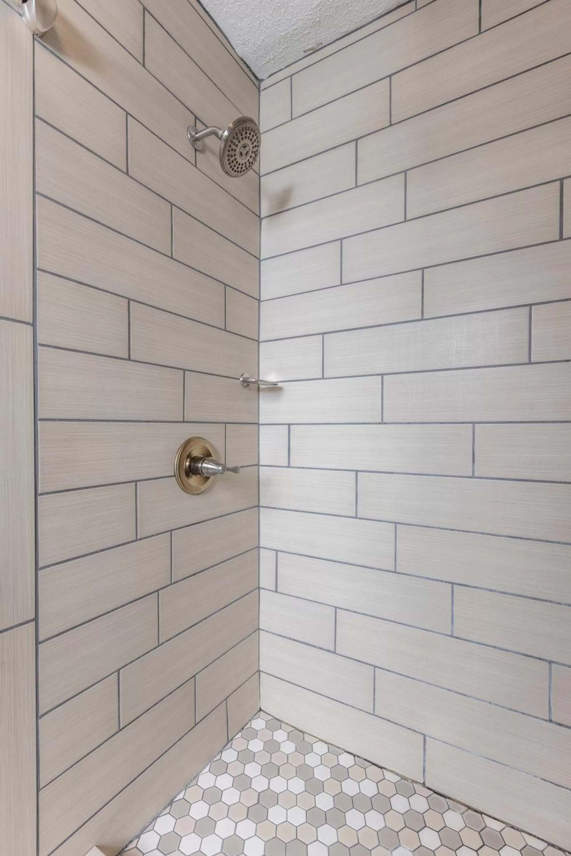 Shower in Butler Inn