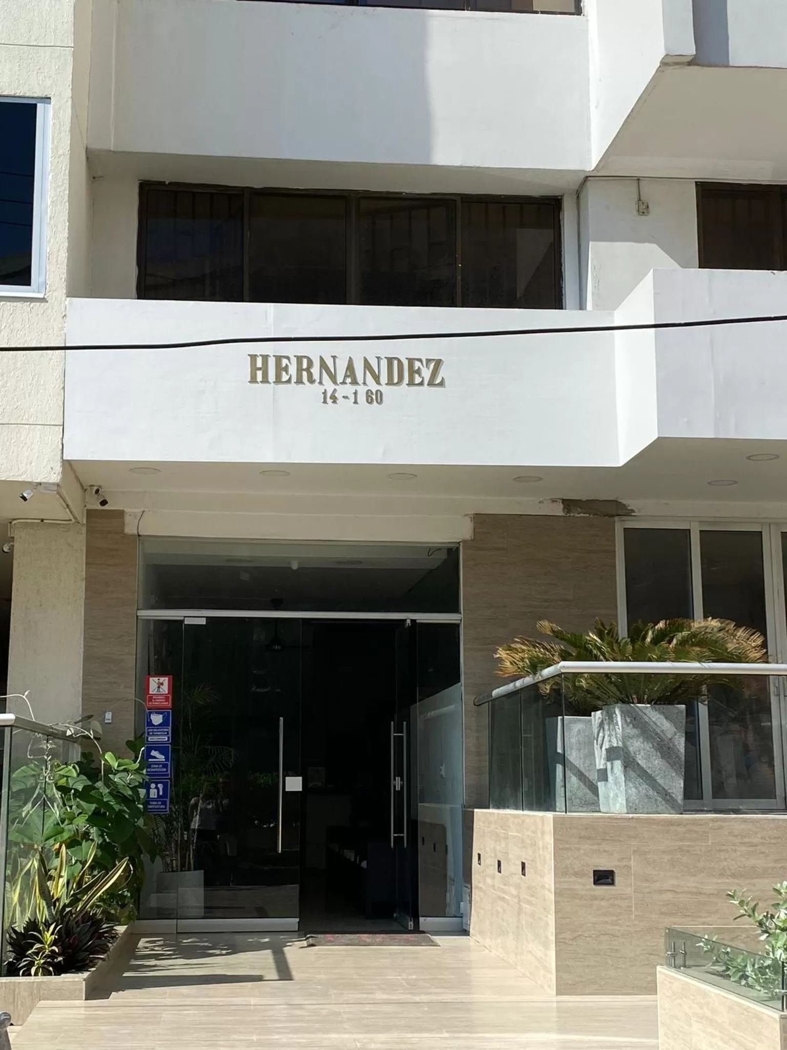 Property building in Hotel Hernández CTG