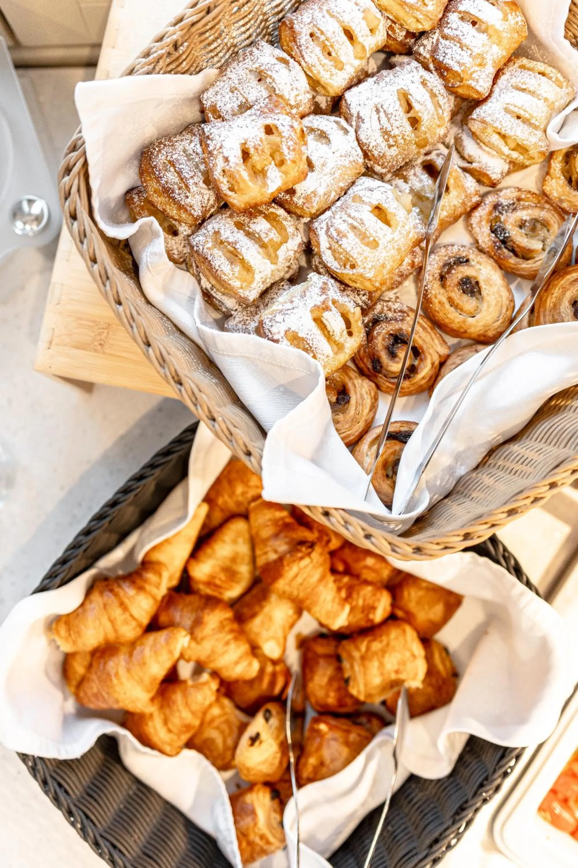 Food and drinks in Naxos Resort Beach Hotel