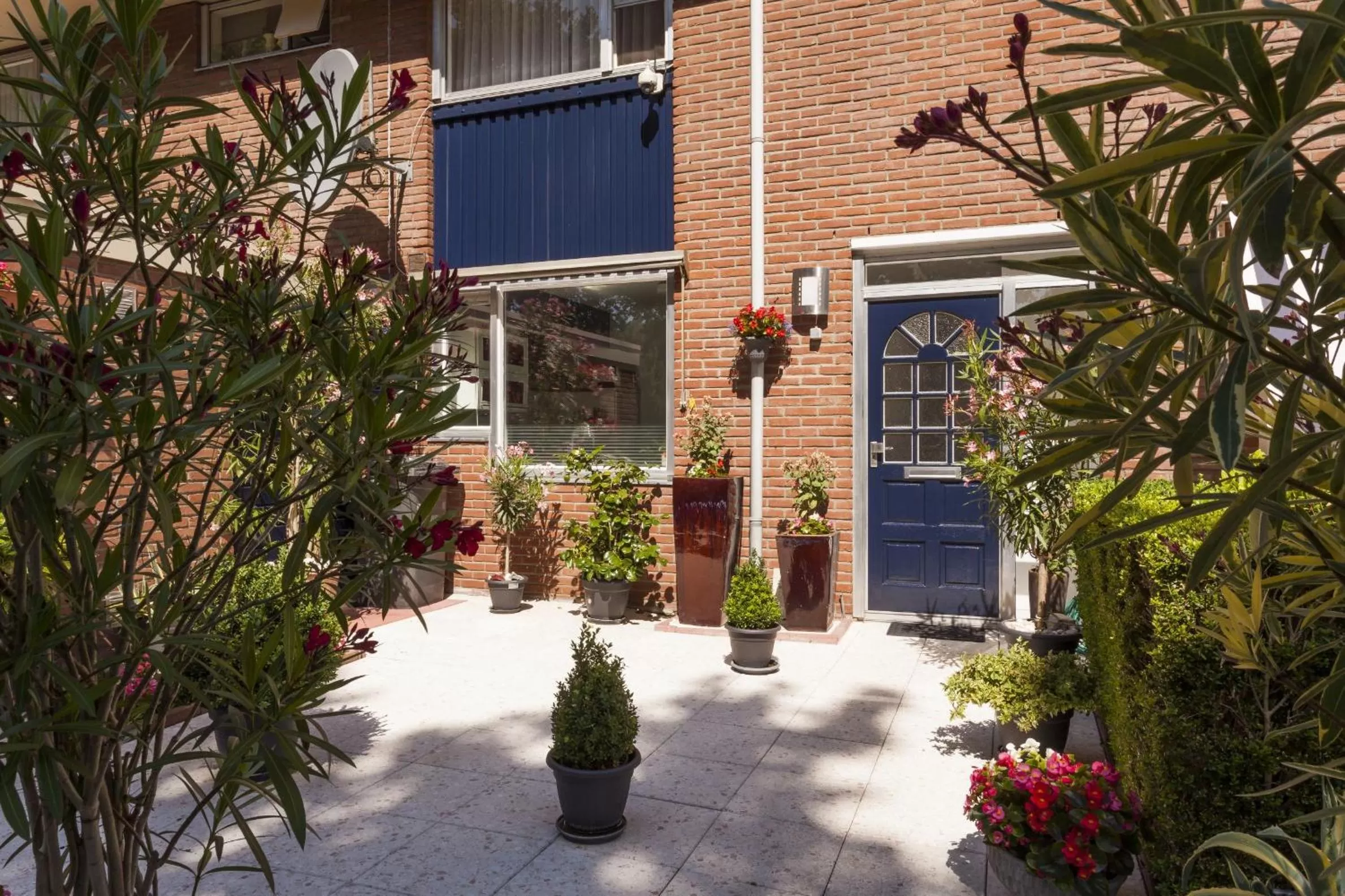 Facade/entrance in Enschede