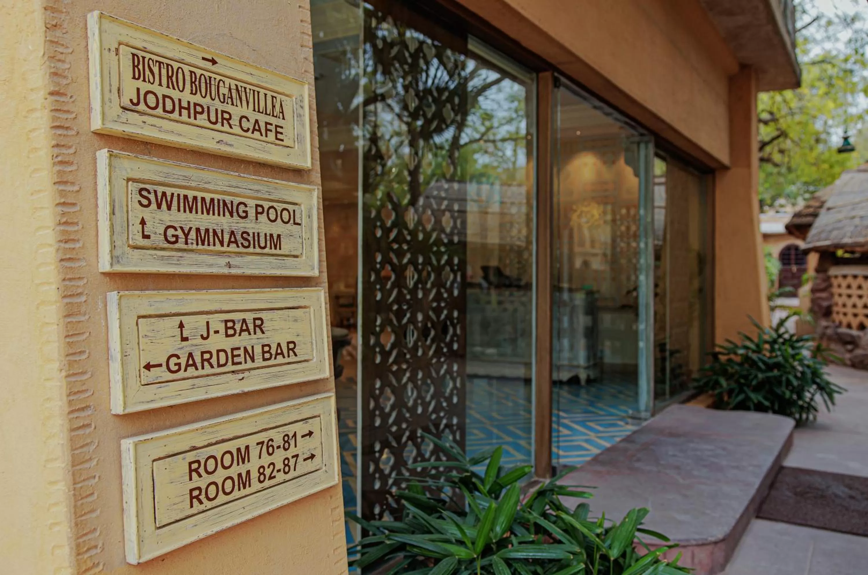 Restaurant/places to eat in Ajit Bhawan - A Palace Resort