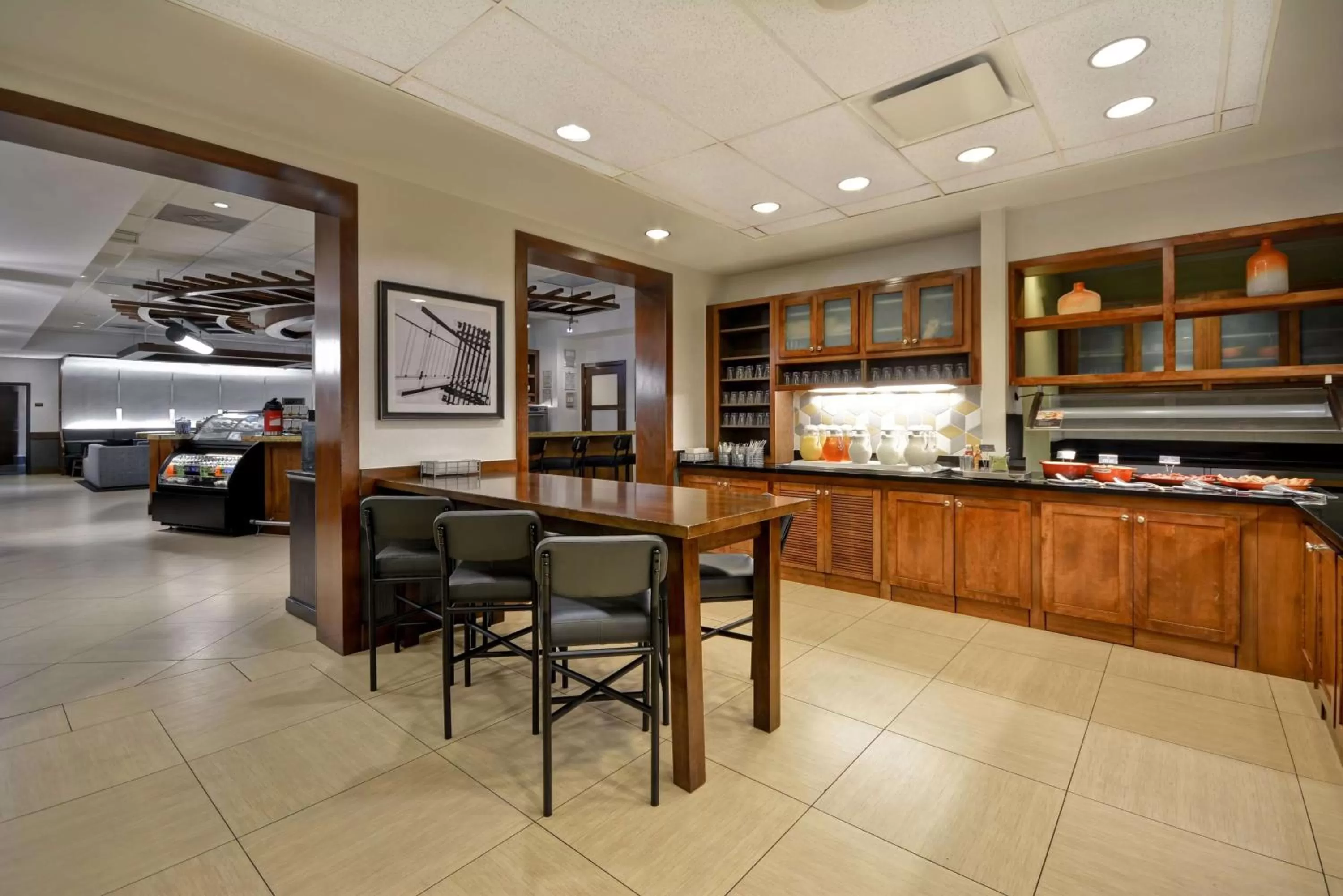 Restaurant/places to eat in Hyatt Place Miami Airport-West/Doral