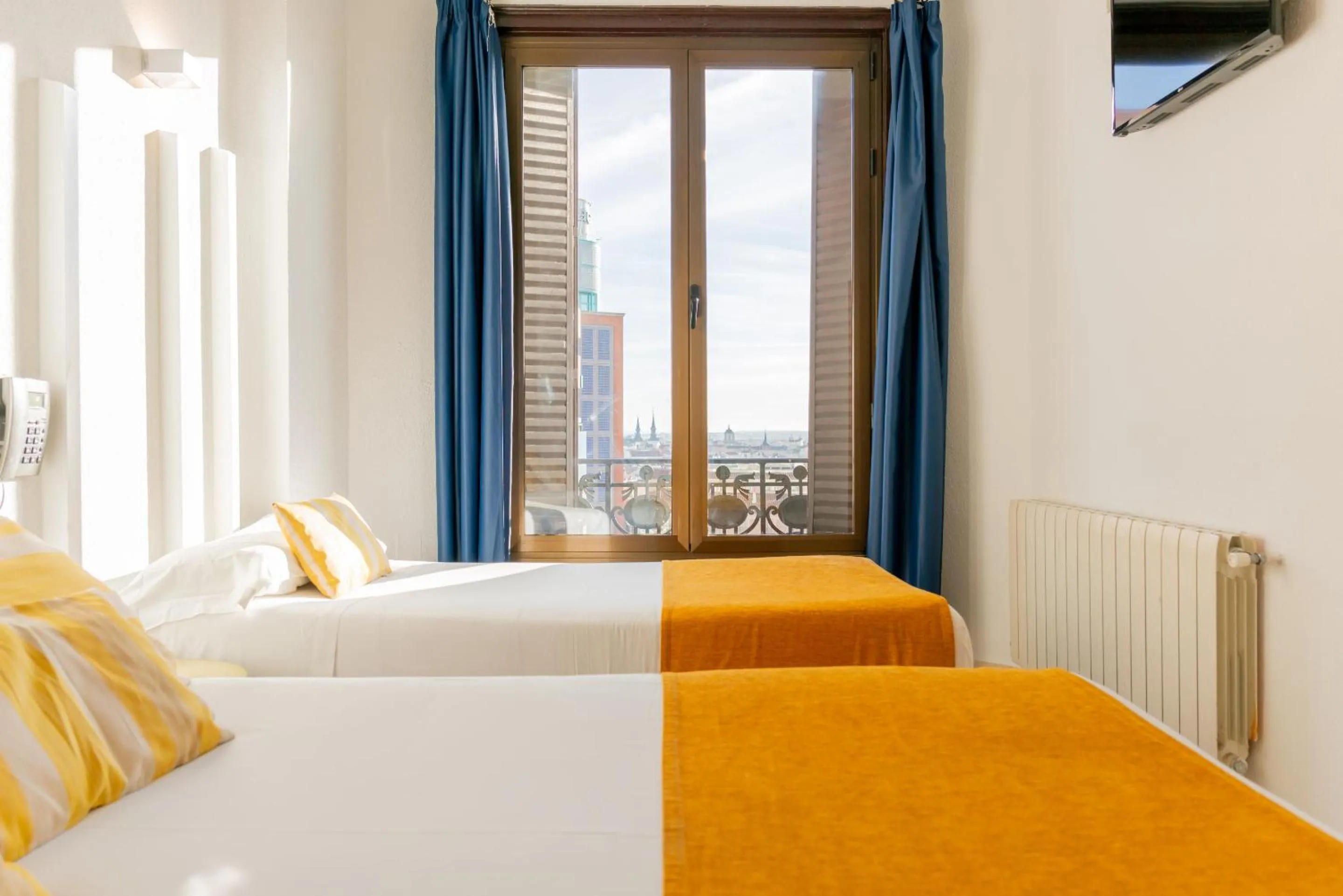 Bedroom, Bed in Hostal Josefina-Gran Vía