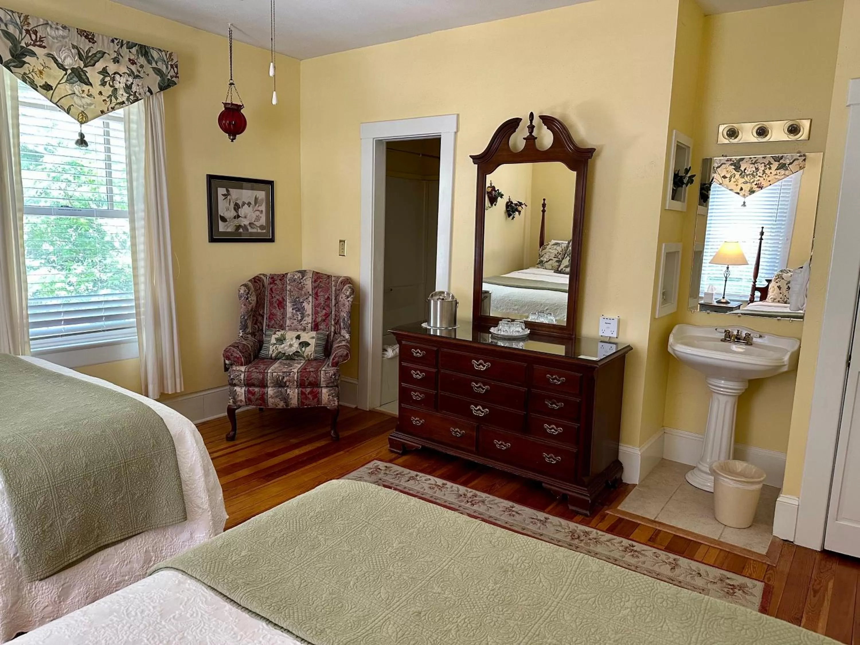 Bed in Red Rocker Inn