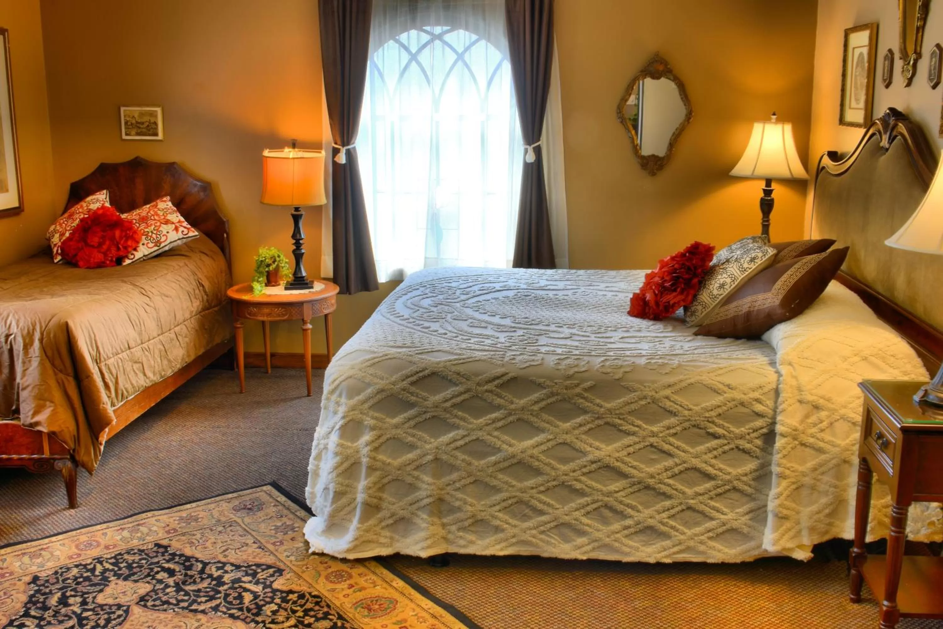 Bedroom, Bed in Bard's Inn