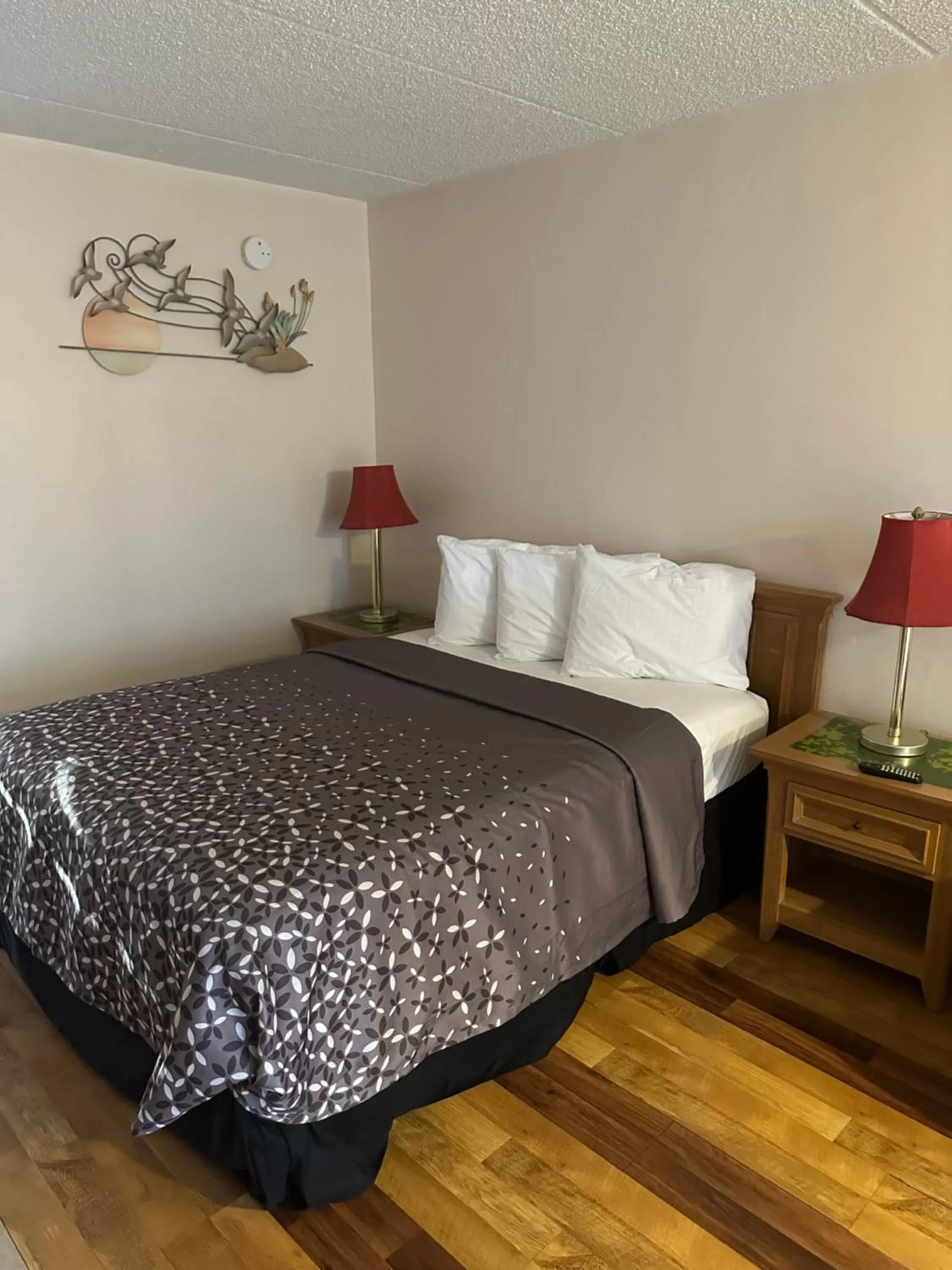 Bed in THE FLORIDIAN INN