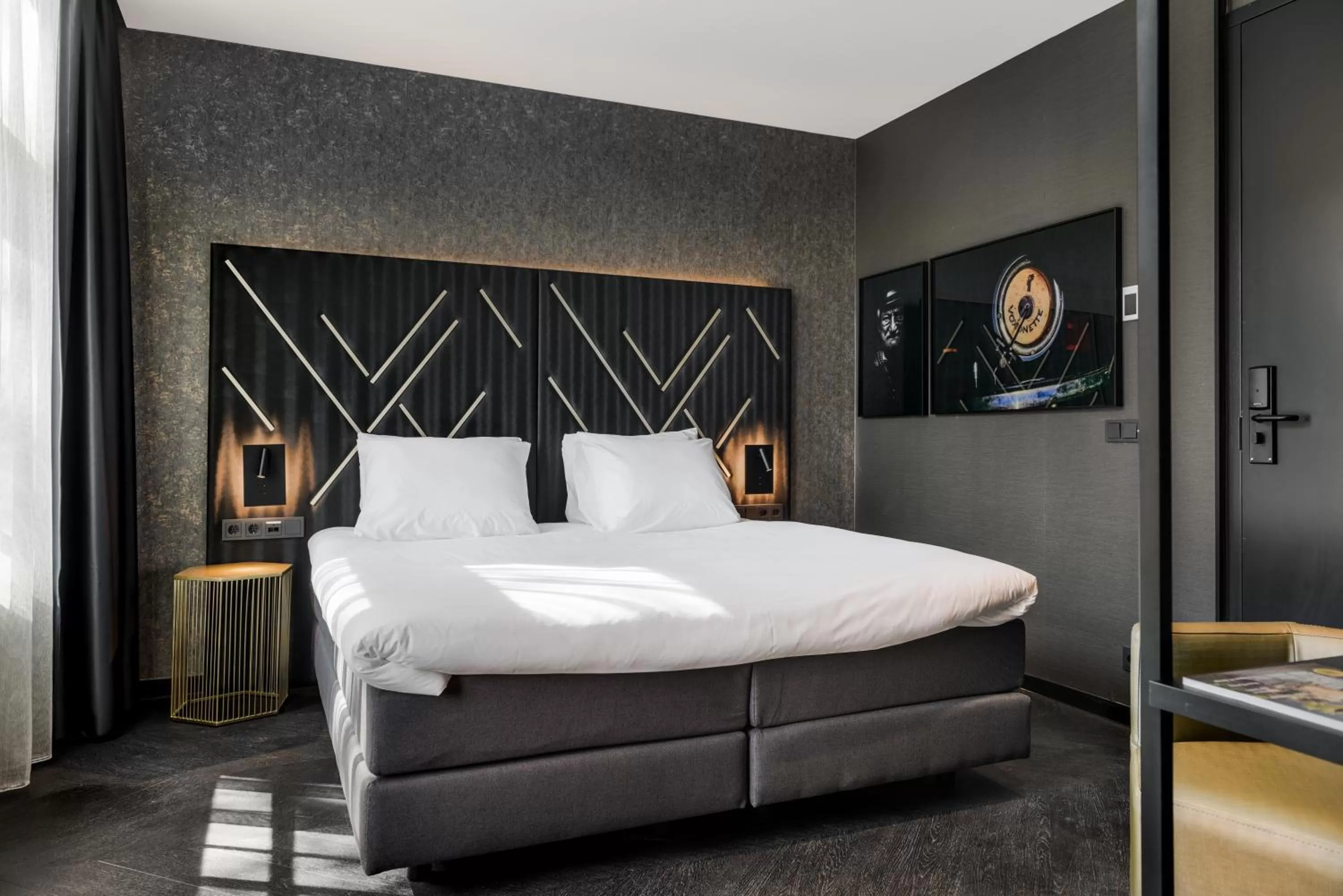 Bed in Le Marin Hotel Rotterdam City - Handwritten Collection