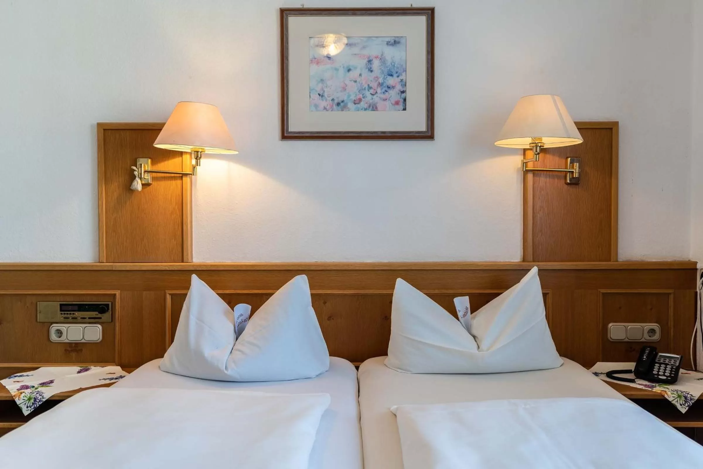 Bed in Hotel-Gasthof Zum Dragoner