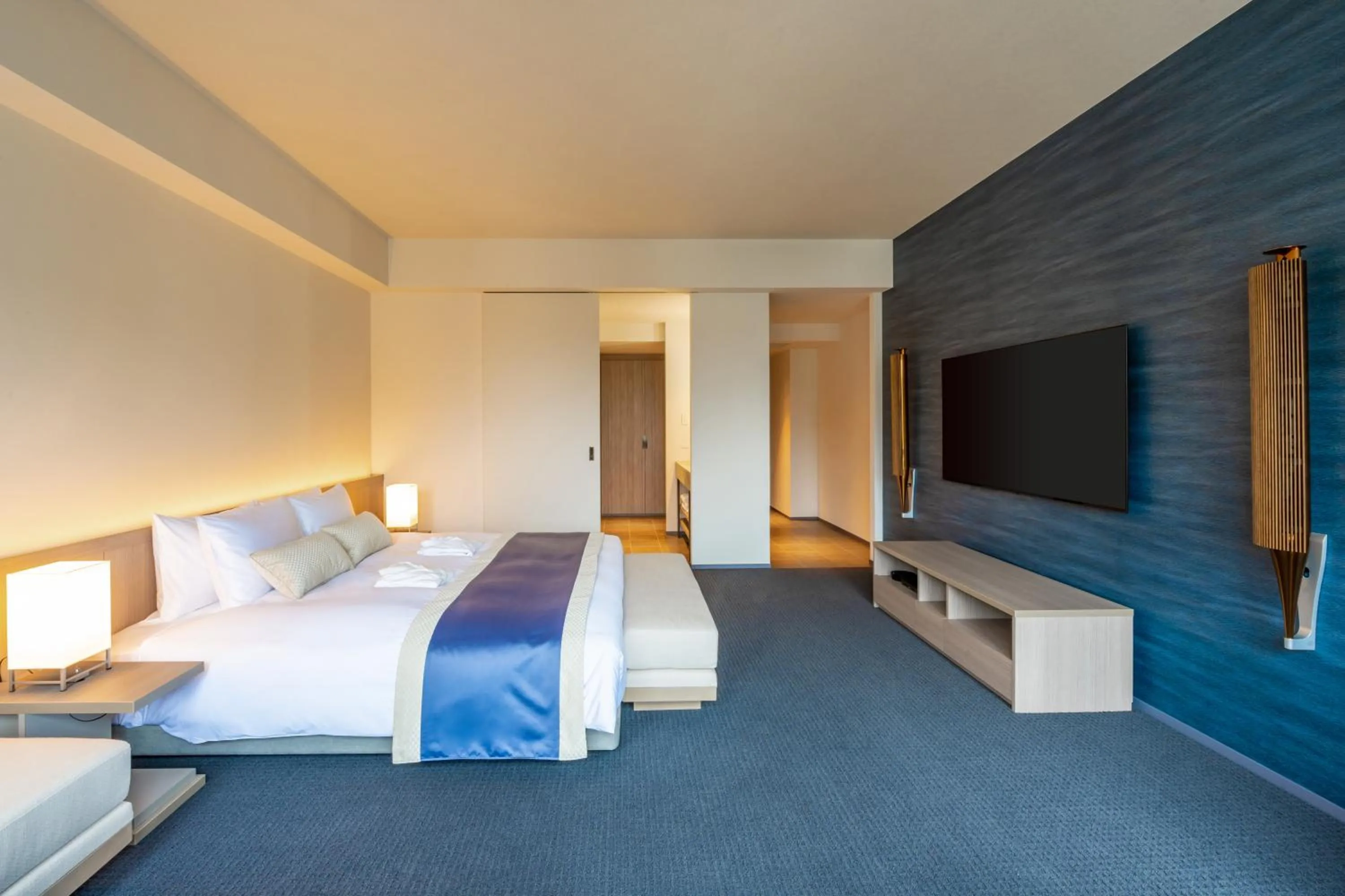 Photo of the whole room, Bed in The Gate Hotel Kyoto Takasegawa by Hulic