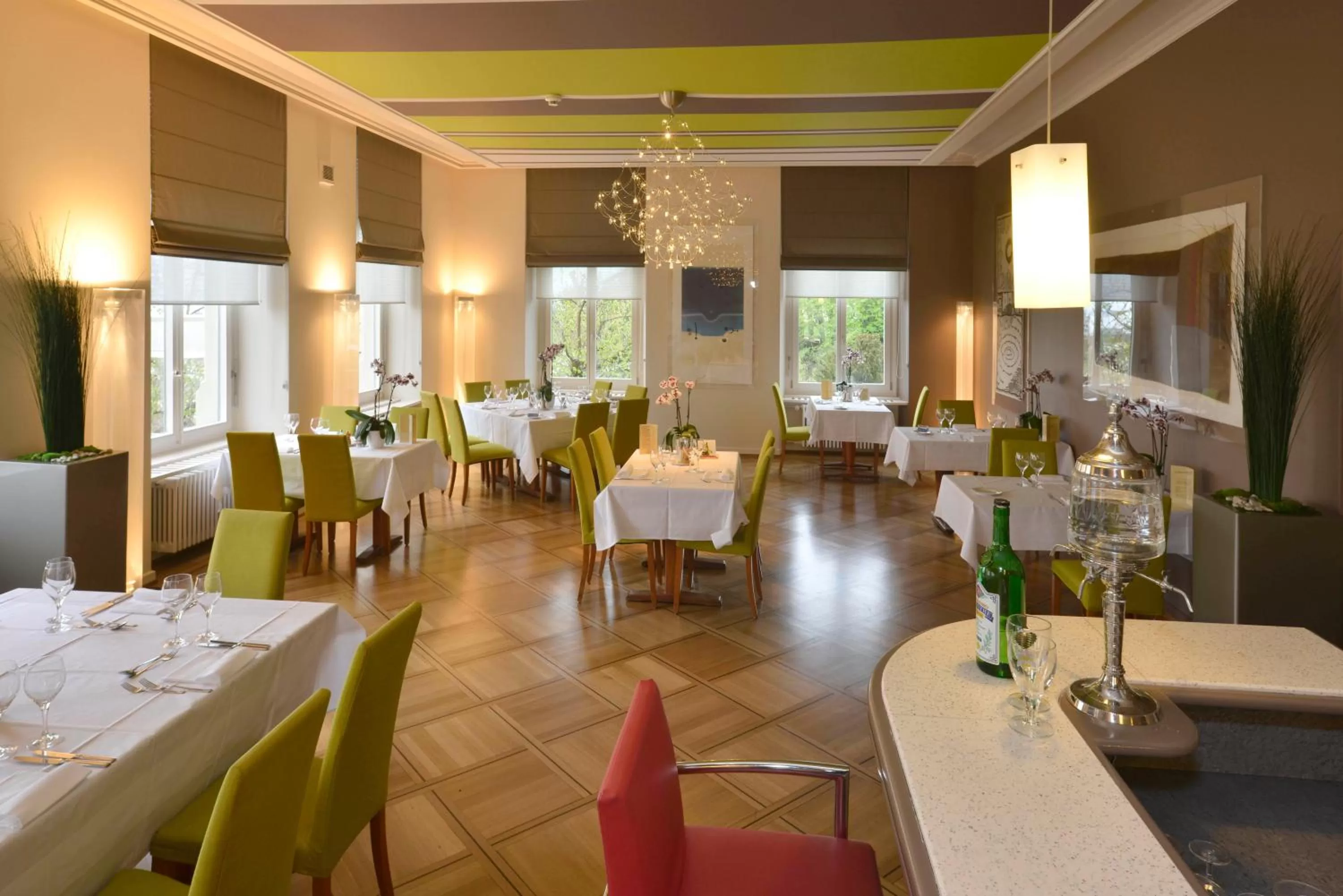 Restaurant/places to eat in Hôtel Alpes & Lac