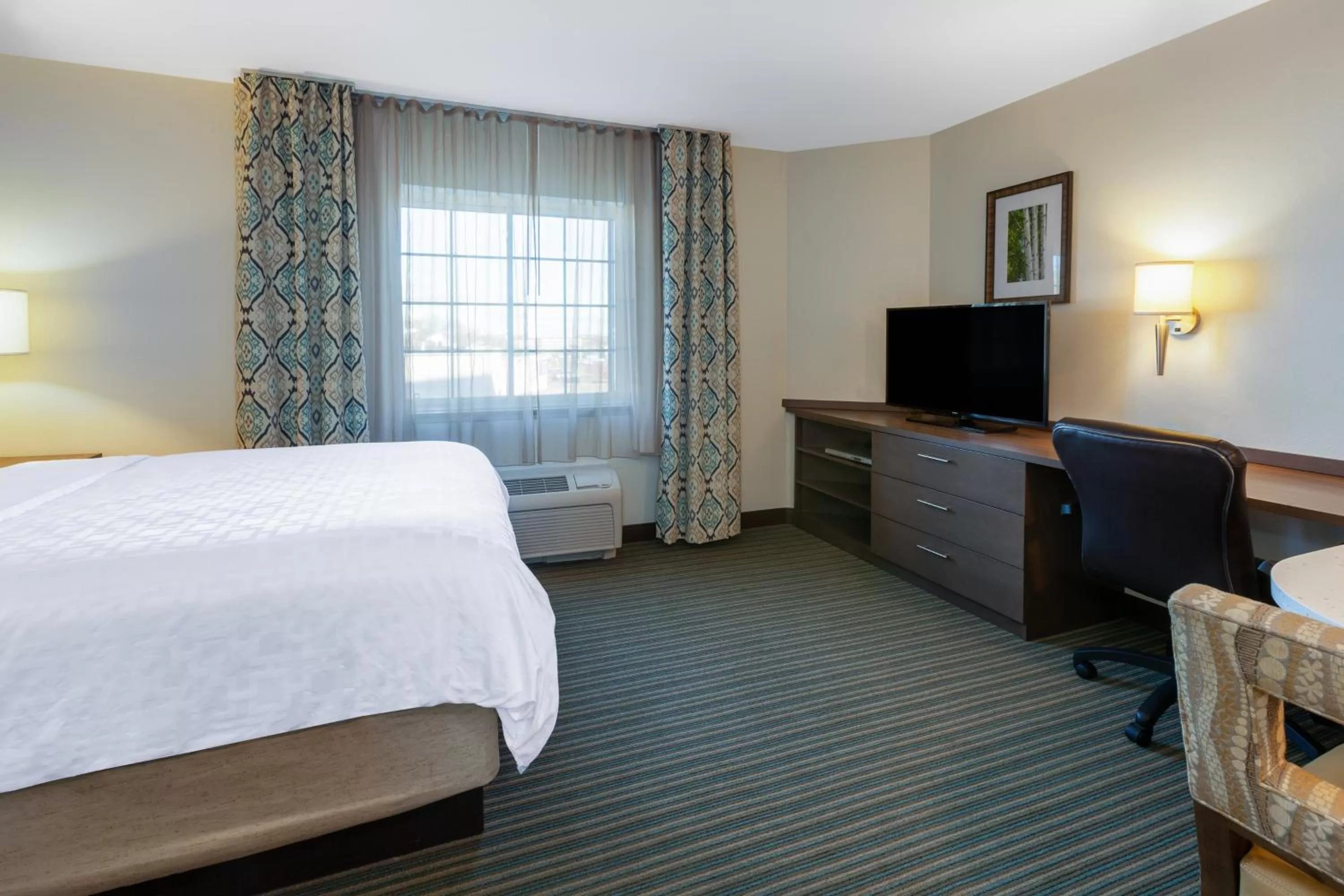 Photo of the whole room, Bed in Candlewood Suites-West Springfield by IHG