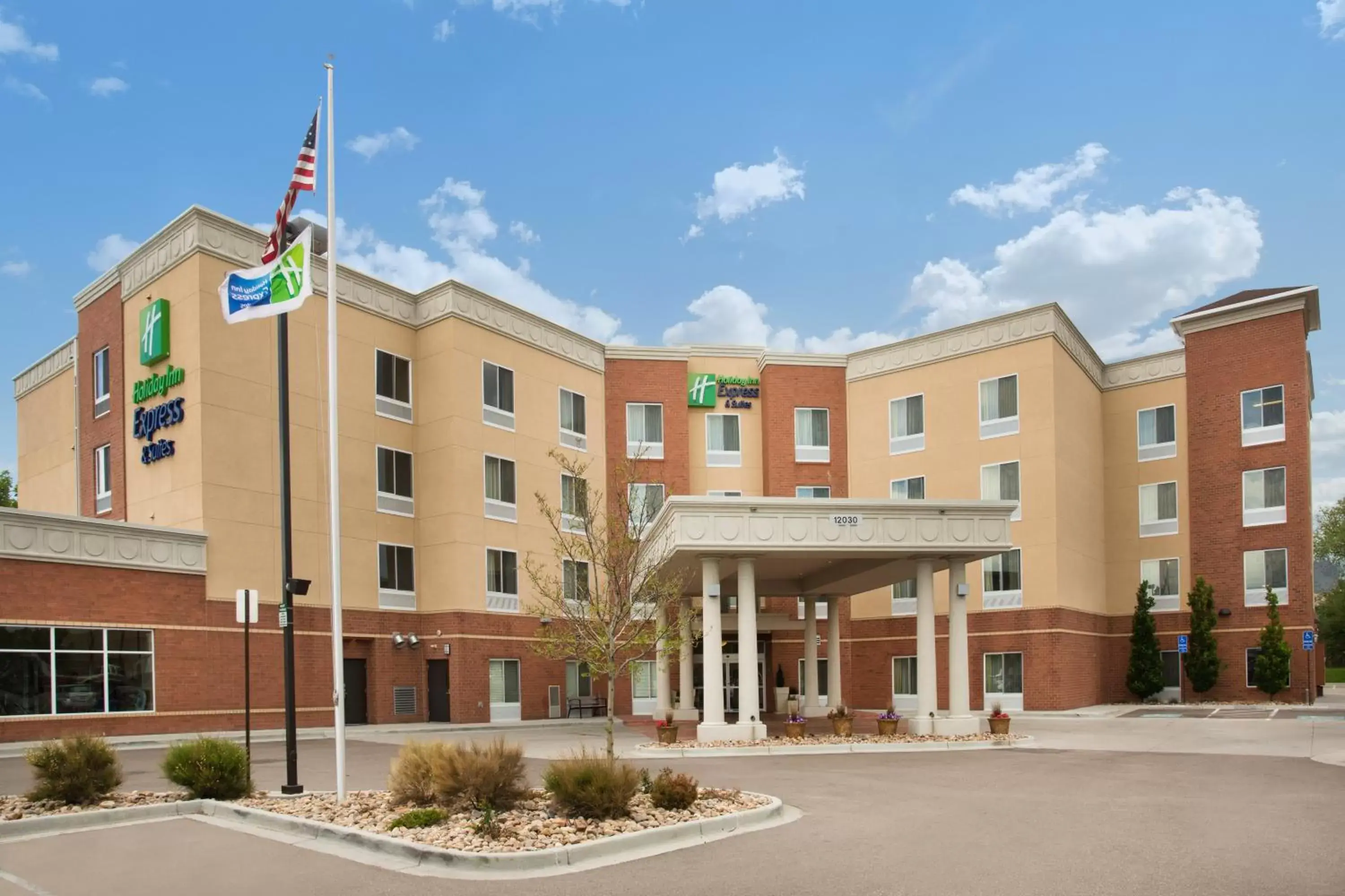 Holiday Inn Express & Suites Denver North - Thornton by IHG Holiday Inn Express & Suites Denver North - Thornton by IHG