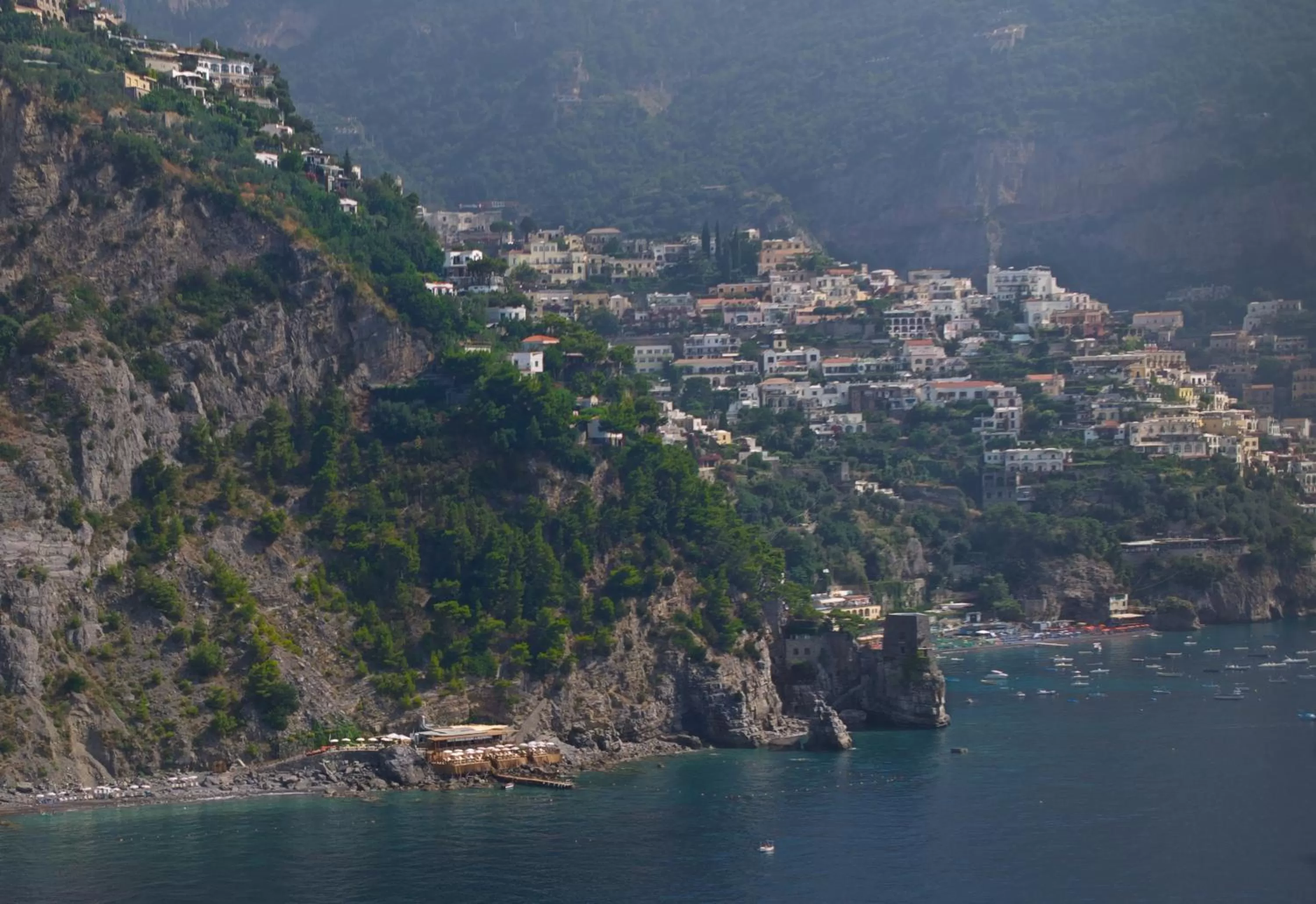 Property building in Hotel Le Agavi