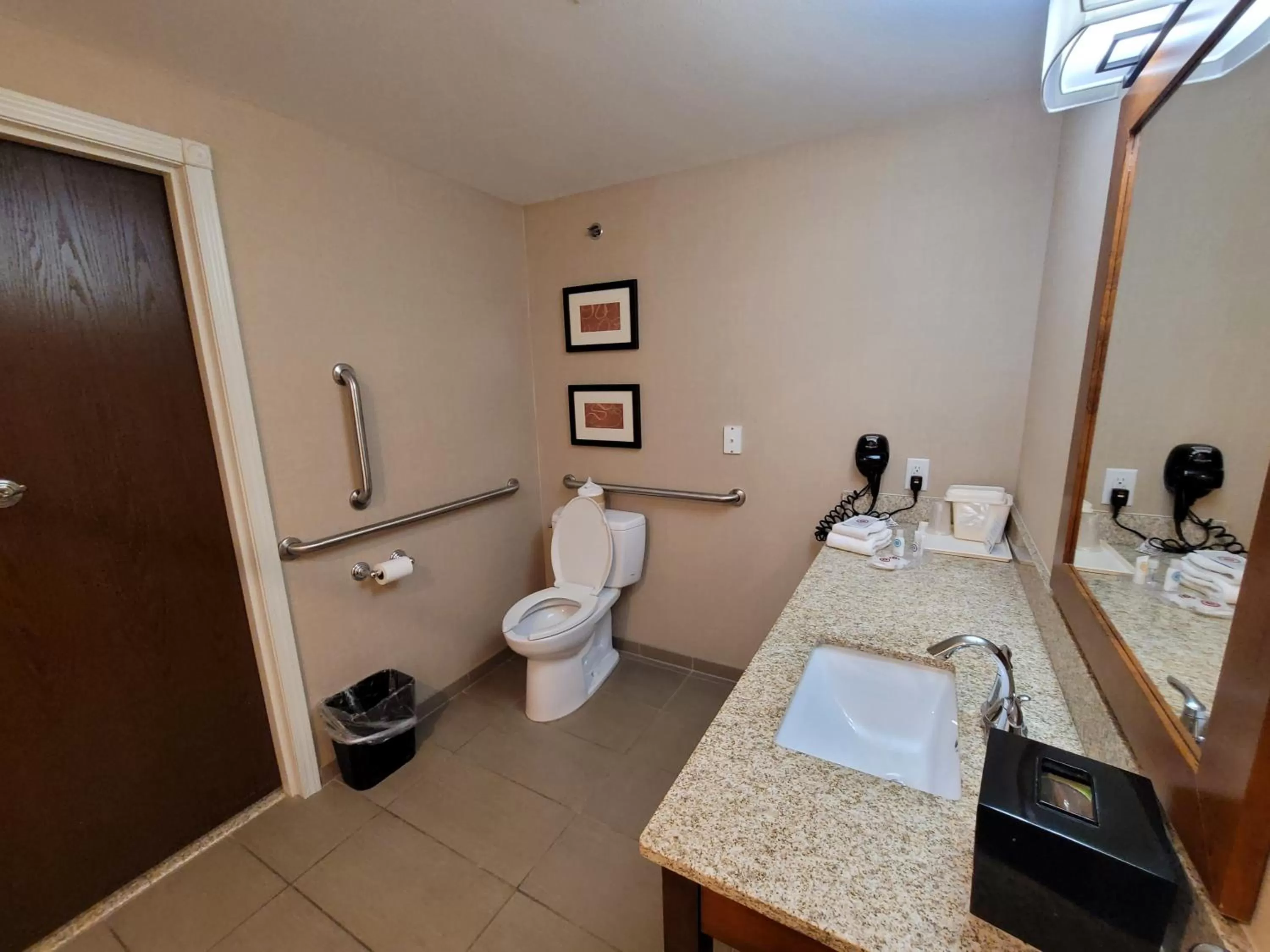 Bathroom in Comfort Suites Kanab National Park Area