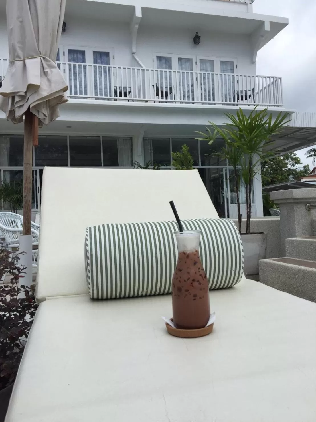 Balcony/Terrace in BC Summer Beach