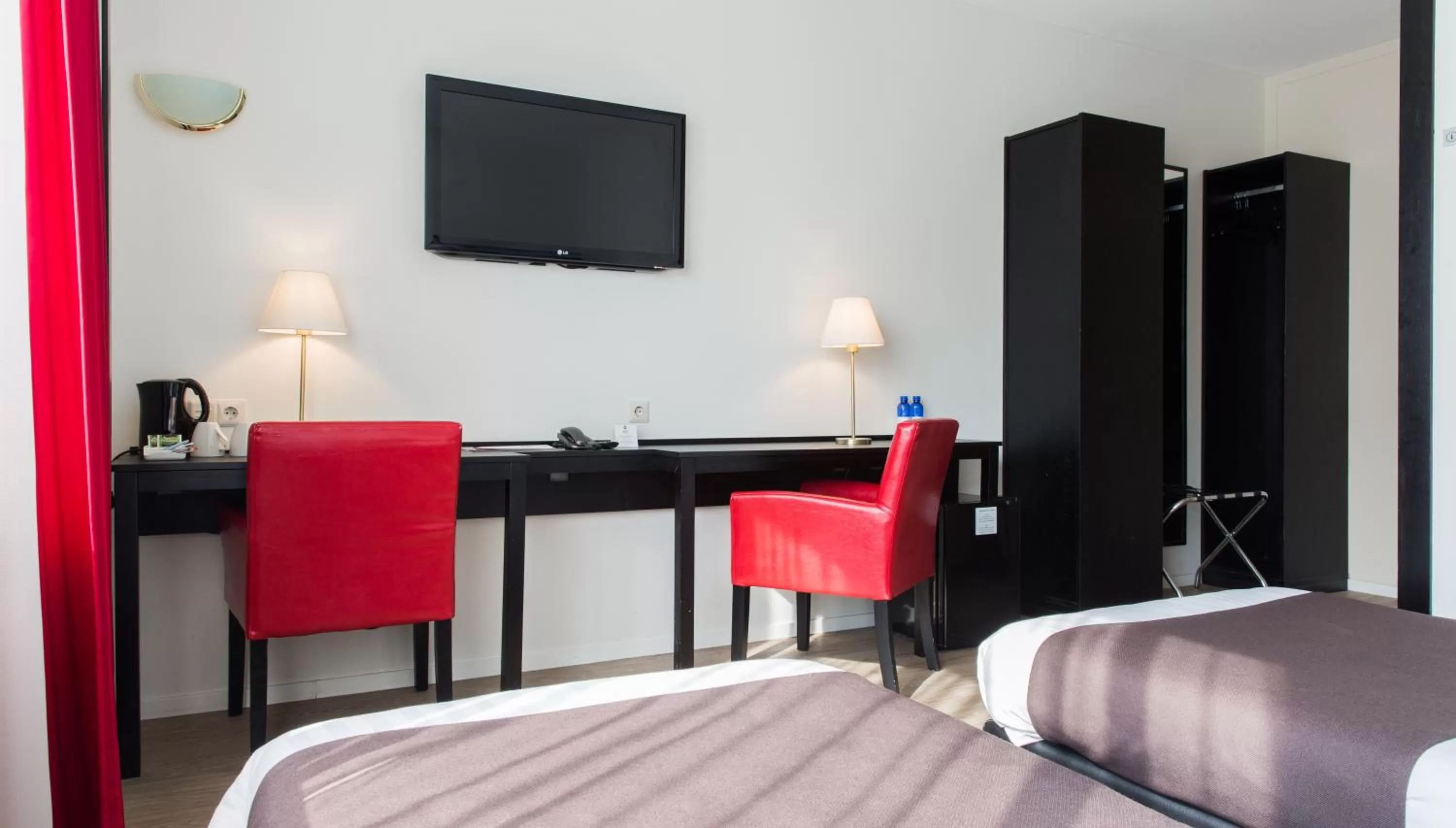 Bedroom, Bed in Best Western Plus Amsterdam Airport Hotel