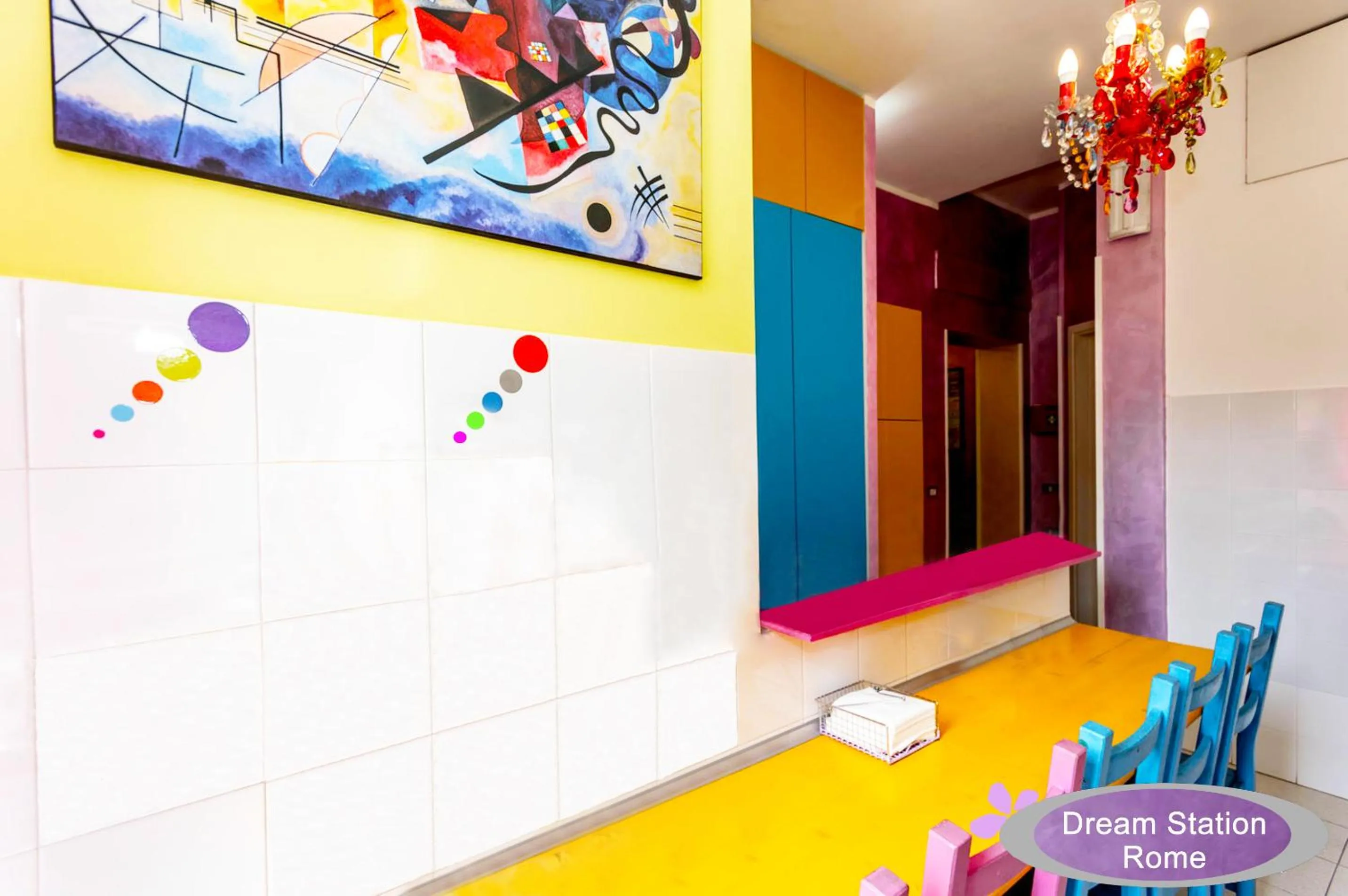 Communal kitchen in Dream Station