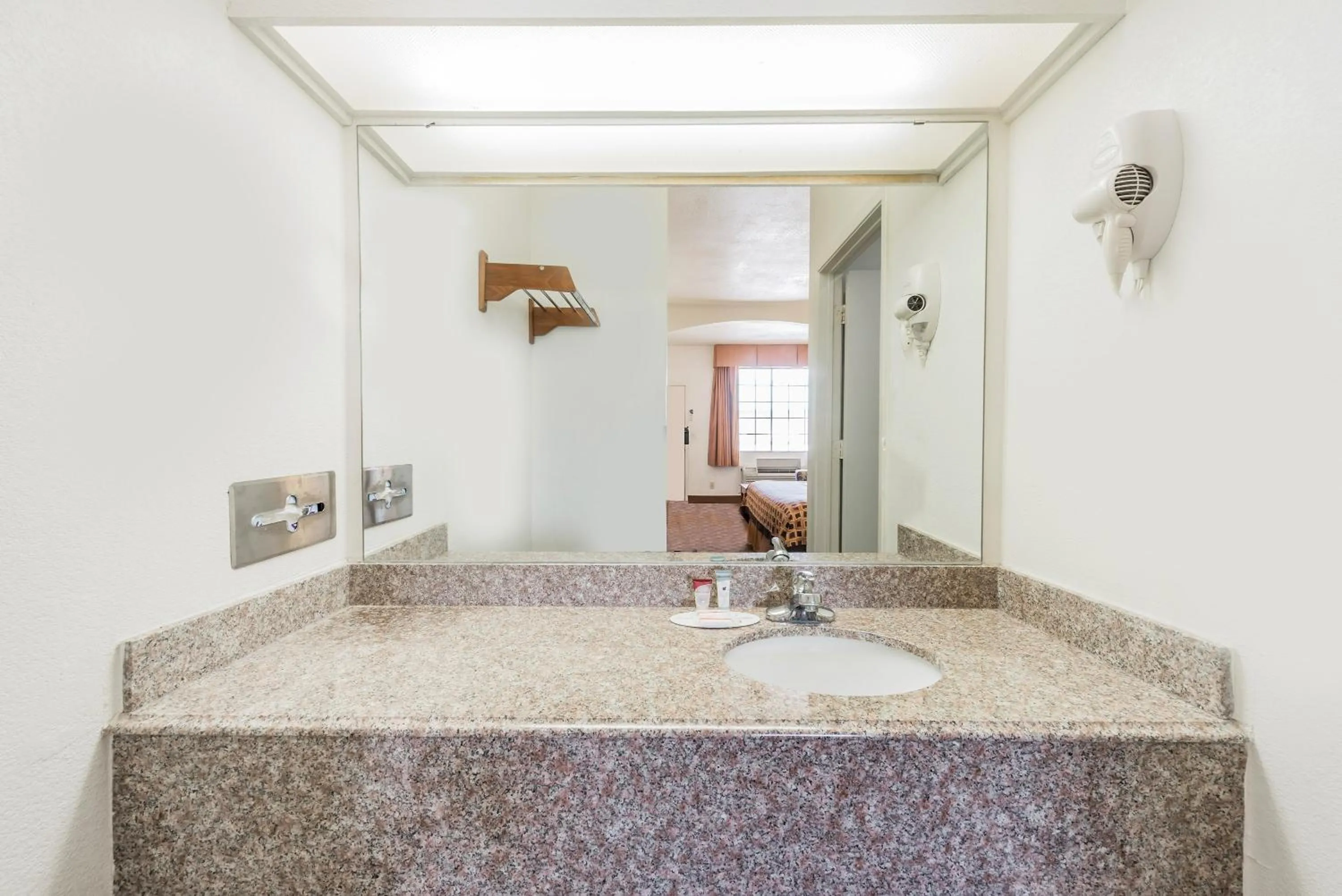 Bathroom in Americas Best Value Inn & Suites Fort Worth South