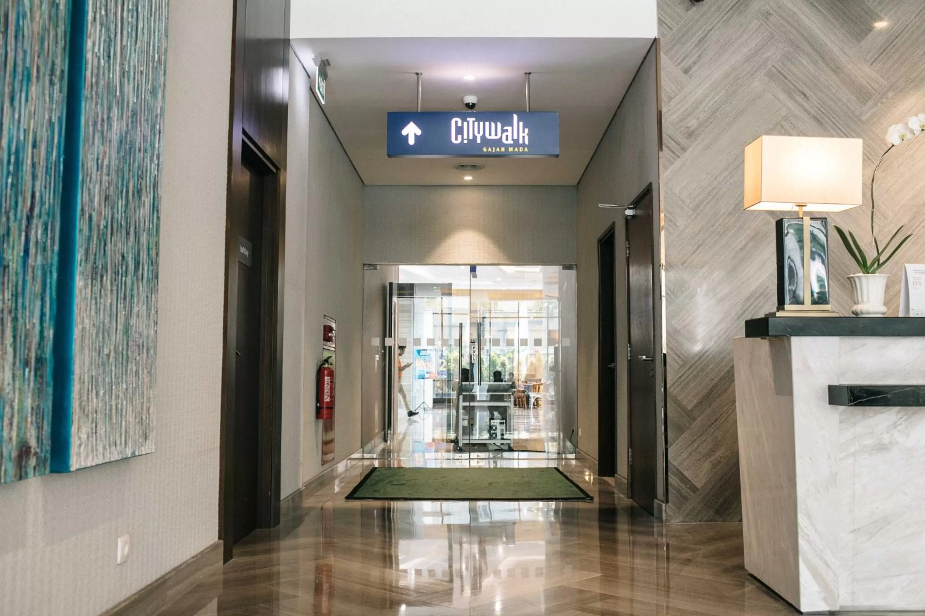 Facade/entrance in Holiday Inn & Suites Jakarta Gajah Mada by IHG