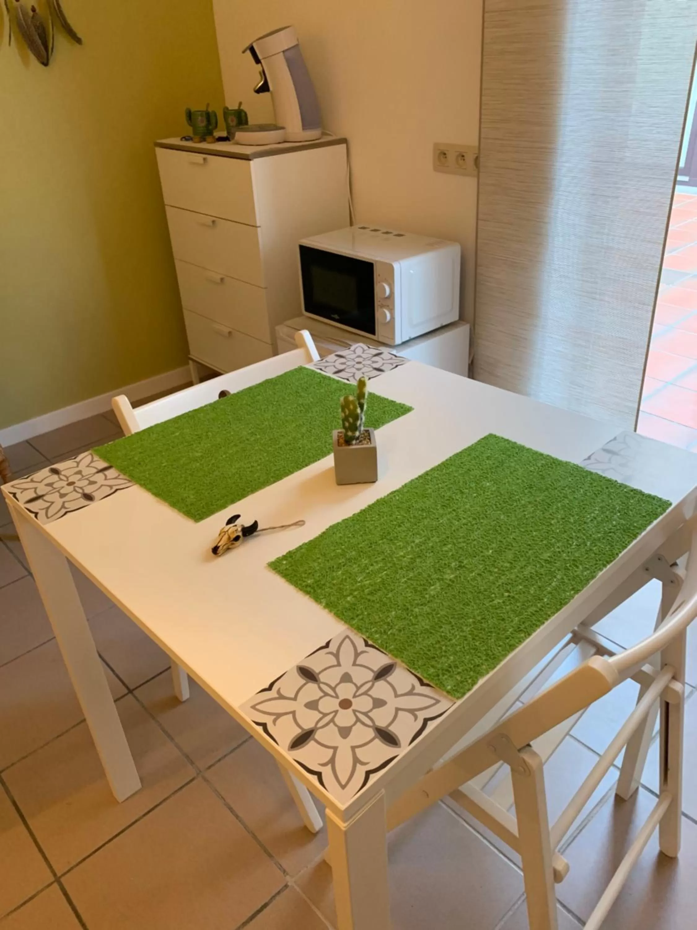 Dining area in Carpe Diem