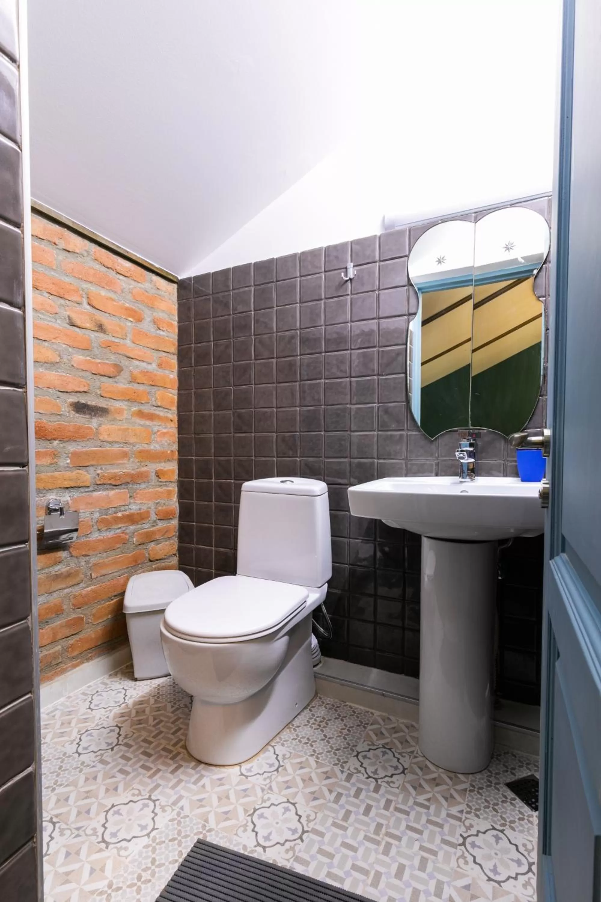 Toilet in 3 Heritage Rooms