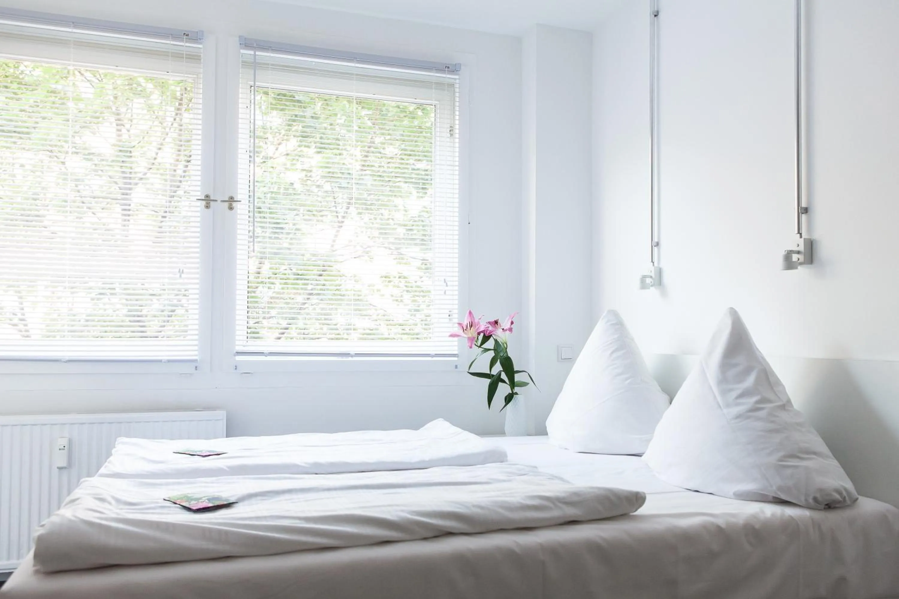 Bed in BNB near Brandenburg Gate - Rooms & Apartments