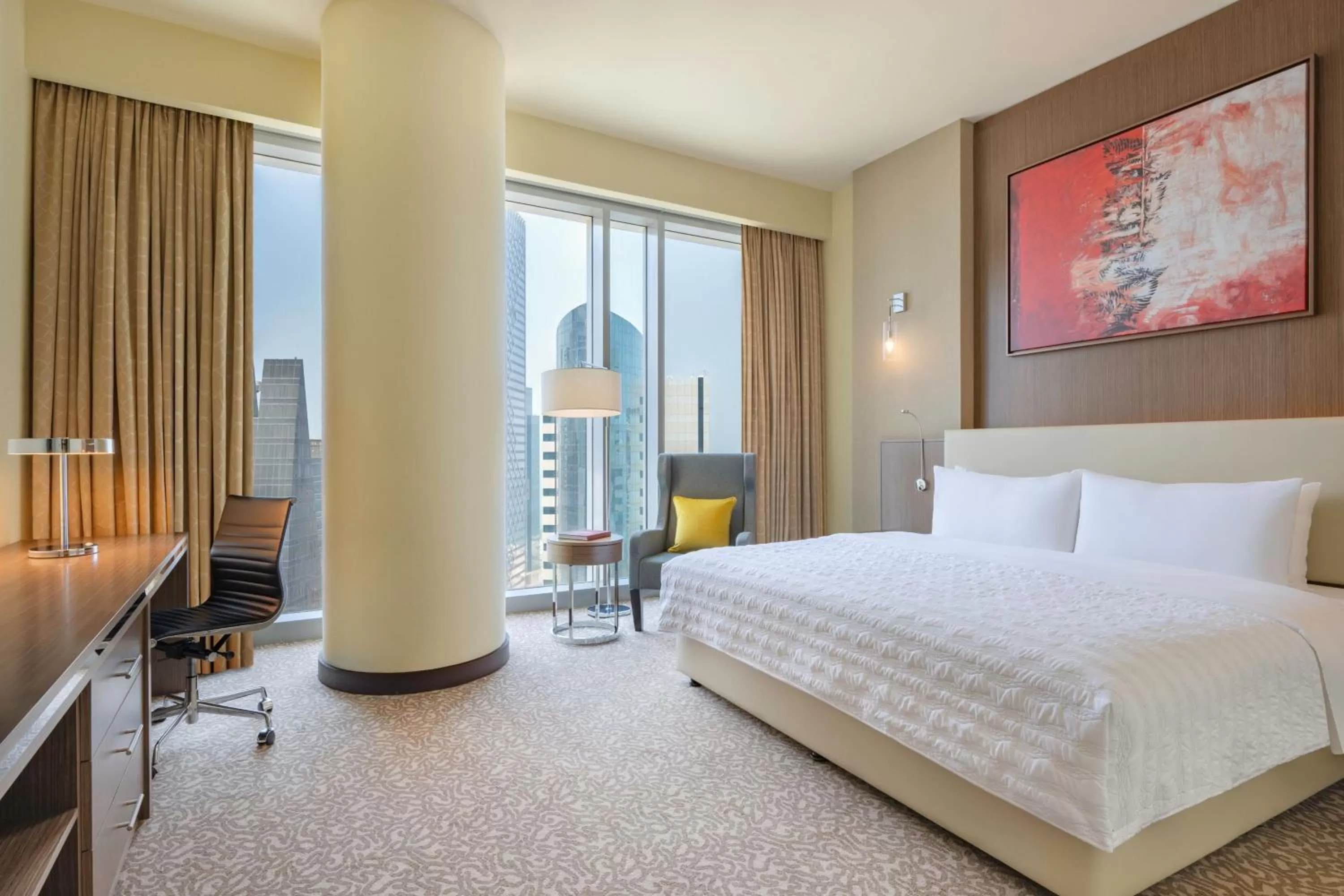 Bedroom, Bed in Le Meridien City Center Doha
