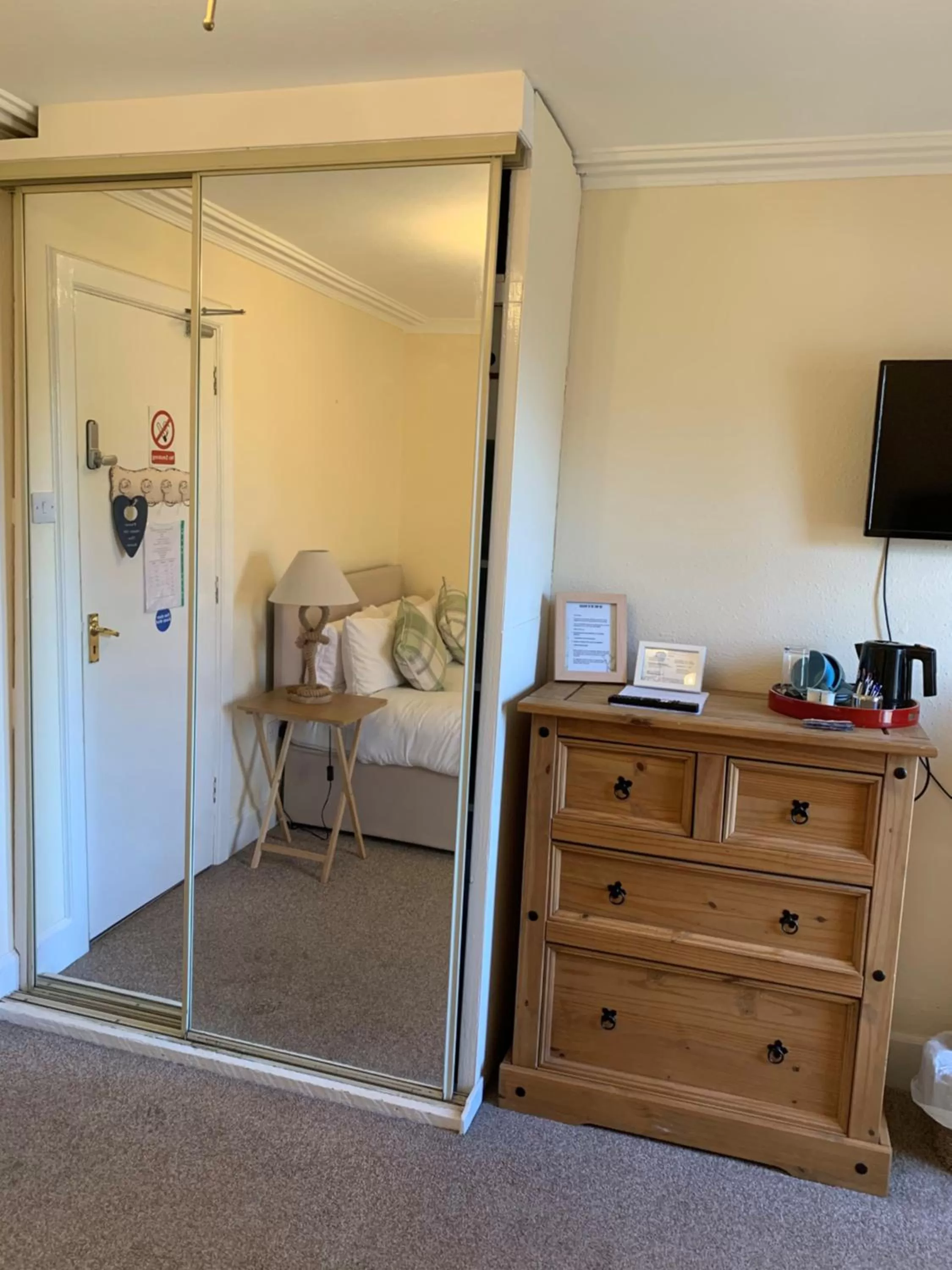 Bedroom in The Ship Inn