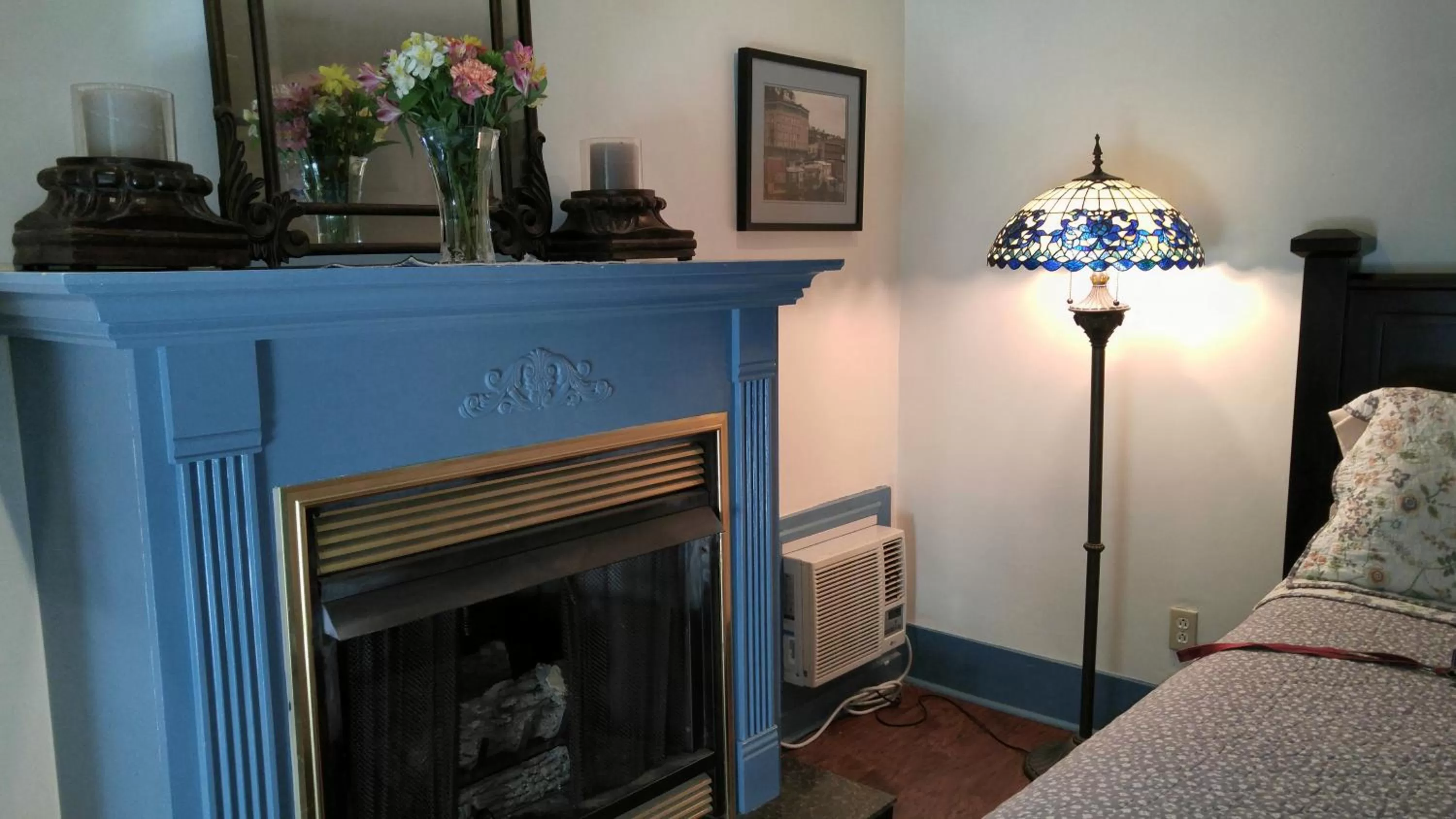 Lobby/Reception in Hidden Springs Bed and Breakfast