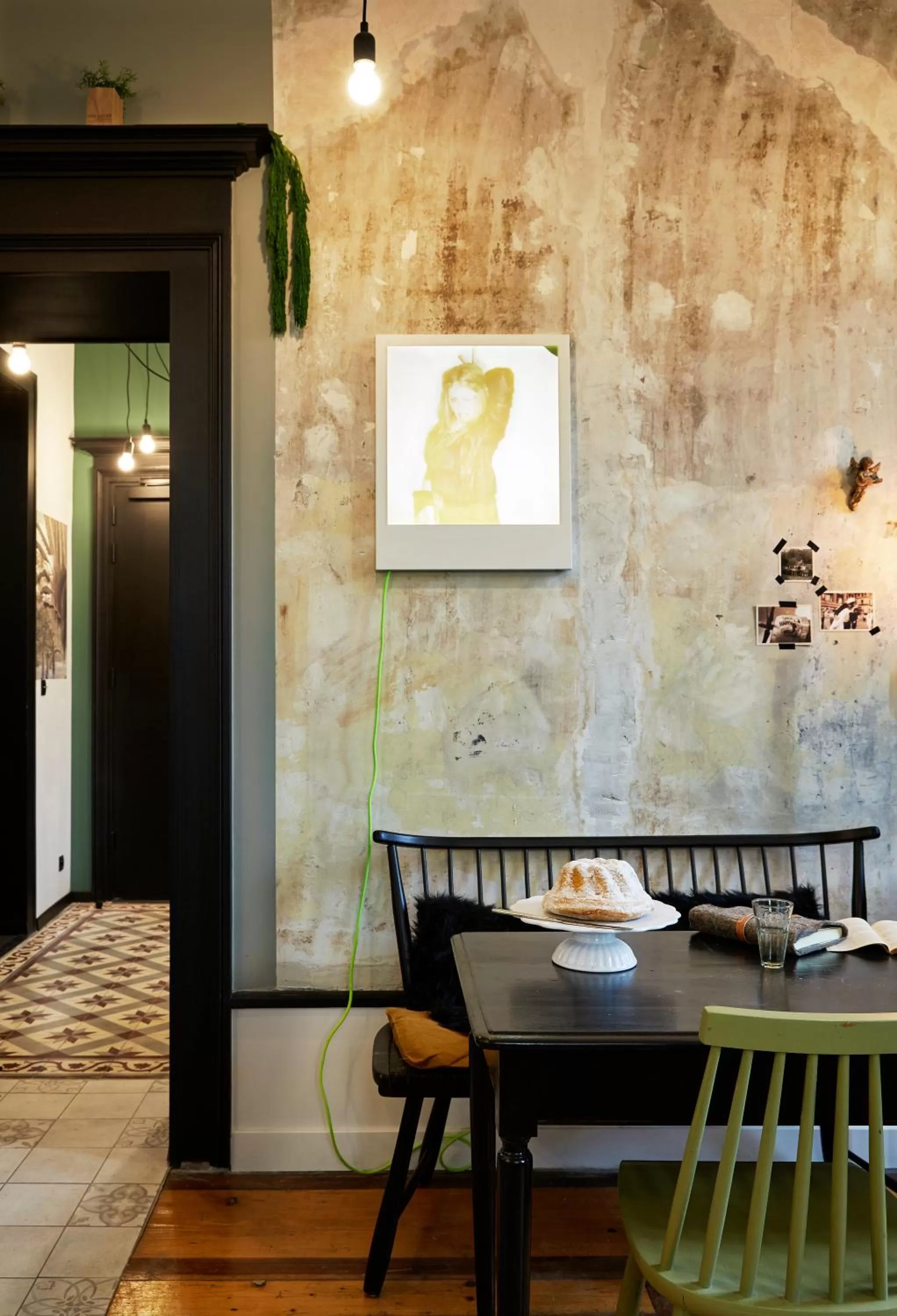 Restaurant/places to eat in Le Boutik Hotel